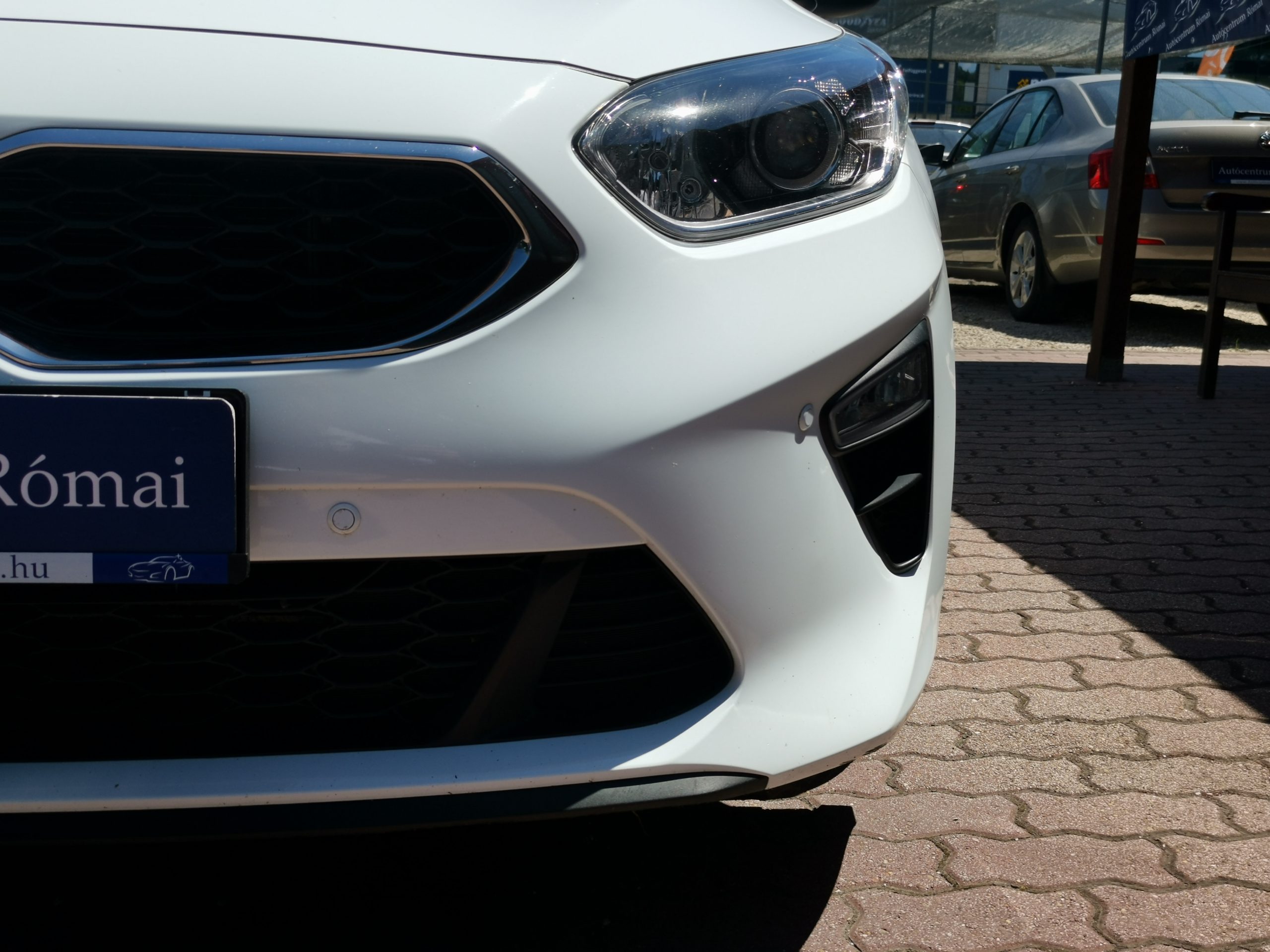 KIA CEE'D Ceed 1.6 CRDi HP Hybrid Bronze MO.-i. 2. Tulaj. ÁFÁ-s! Szervizkönyv! TEMPOMAT. ÜLÉSFŰTÉS. KORMÁNYFŰTÉS