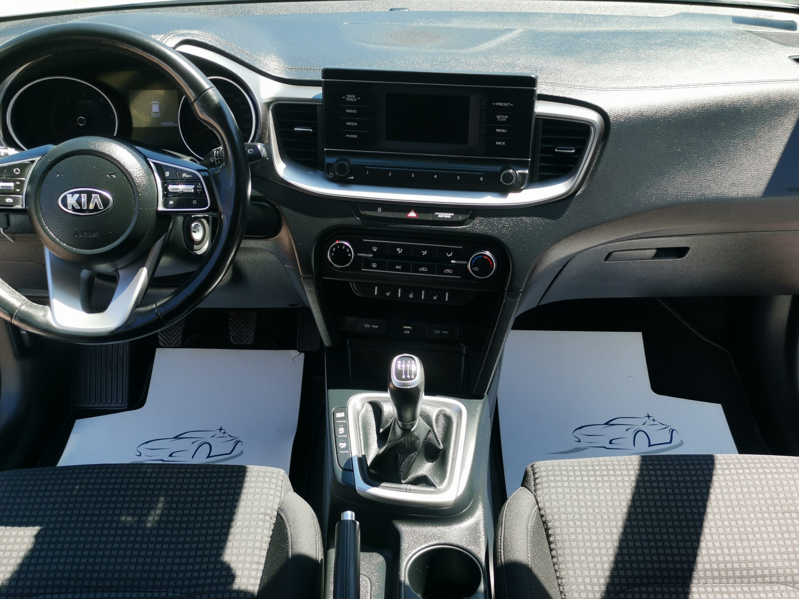 KIA CEE'D Ceed 1.6 CRDi HP Hybrid Bronze MO.-i. 2. Tulaj. ÁFÁ-s! Szervizkönyv! TEMPOMAT. ÜLÉSFŰTÉS. KORMÁNYFŰTÉS