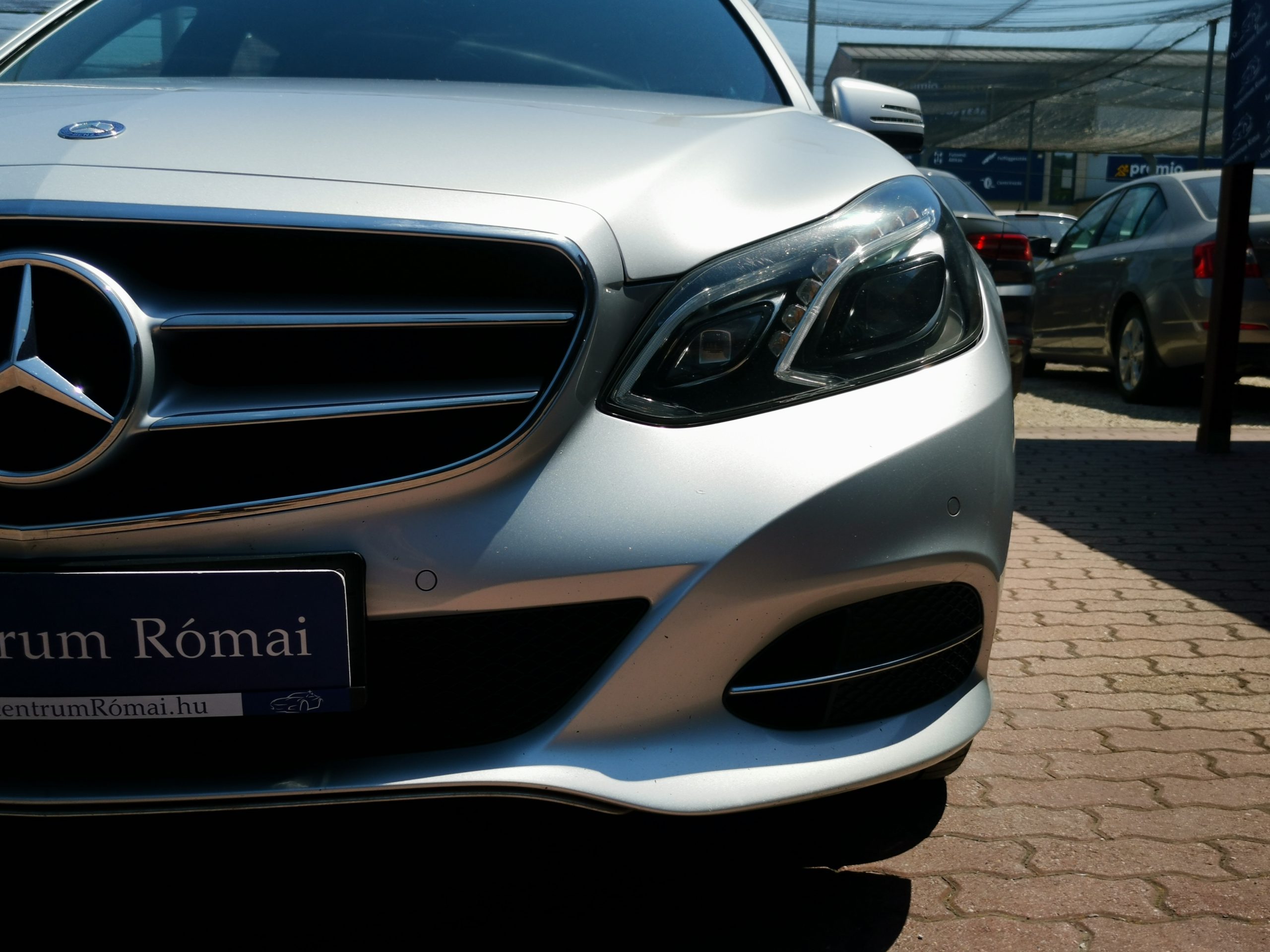 MERCEDES-BENZ E 220 CDI T Avantgarde (Automata) NAPFÉNYTETŐ. BŐRBELSŐ. LED FÉNYSZÓRÓ. TEMPOMAT