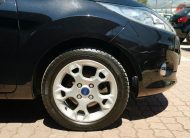 FORD FIESTA 1.25 Titanium 122.000km! Szervizkönyv! DIGIT KLÍMA. PARKRADAR. ÜLÉSFŰTÉS
