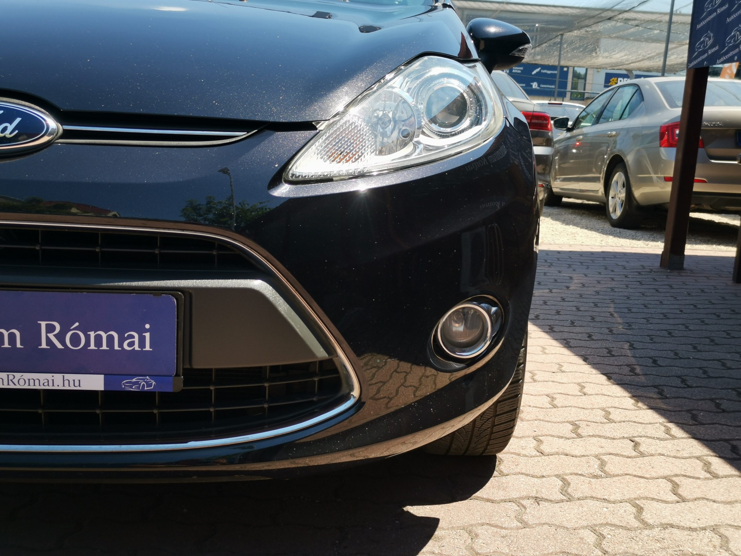 FORD FIESTA 1.25 Titanium 122.000km! Szervizkönyv! DIGIT KLÍMA. PARKRADAR. ÜLÉSFŰTÉS