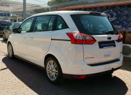 FORD C-MAX Grand1.6 SCTi EcoBoost Titanium Szervizkönyv! TEMPOMAT. KAMERA. ÜLÉSFŰTÉS. VONÓHOROG