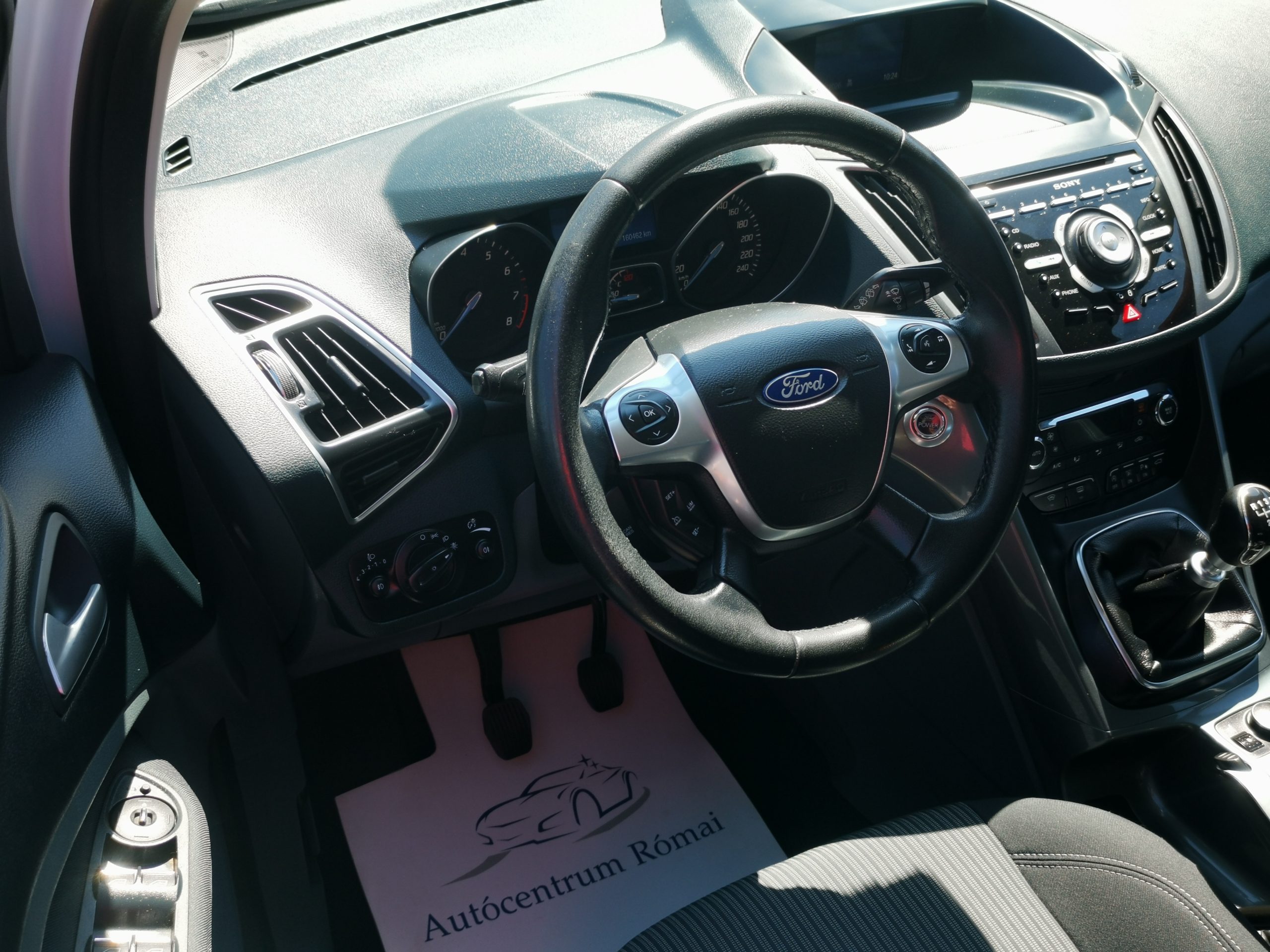 FORD C-MAX Grand1.6 SCTi EcoBoost Titanium Szervizkönyv! TEMPOMAT. KAMERA. ÜLÉSFŰTÉS. VONÓHOROG