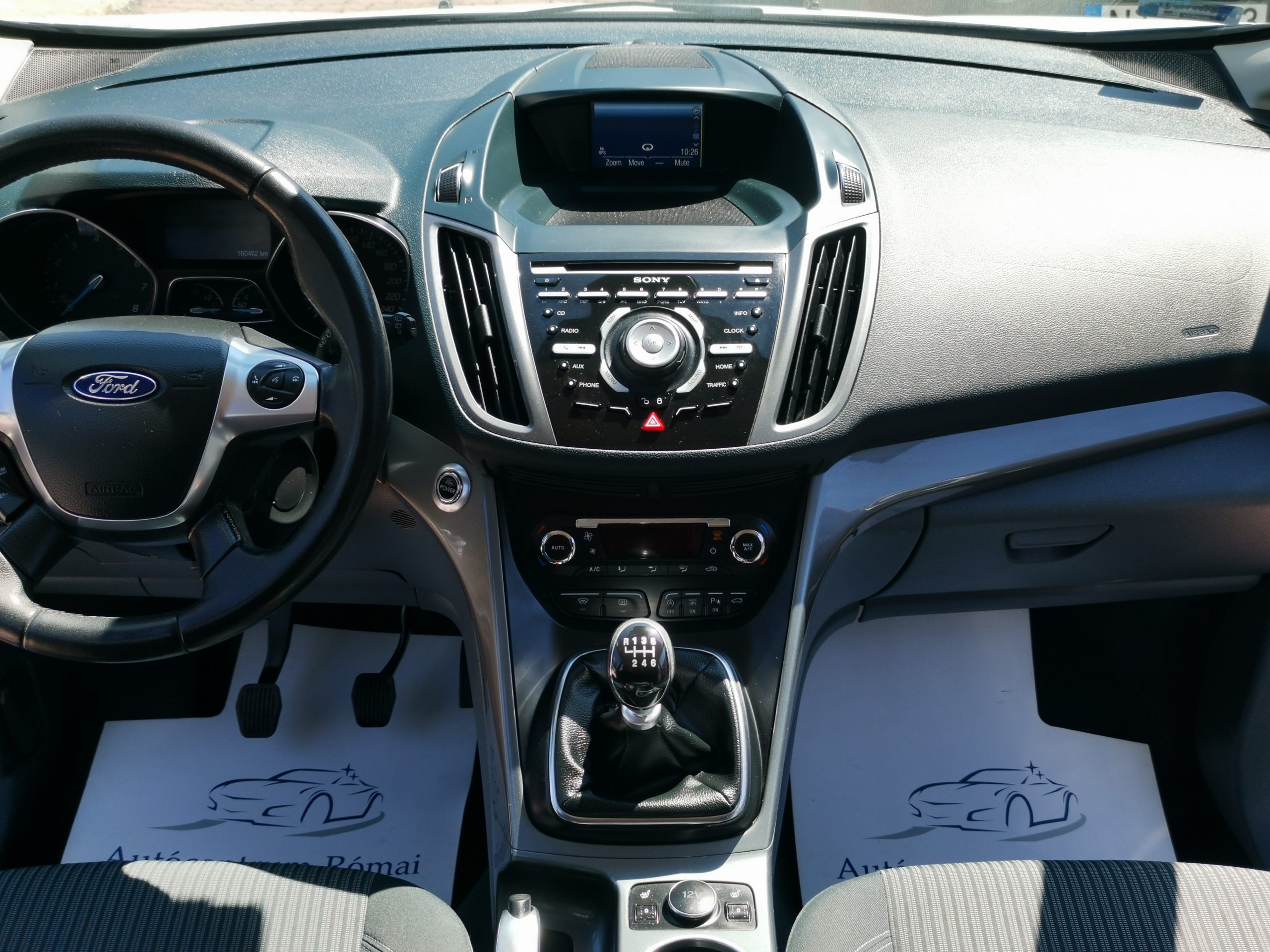 FORD C-MAX Grand1.6 SCTi EcoBoost Titanium Szervizkönyv! TEMPOMAT. KAMERA. ÜLÉSFŰTÉS. VONÓHOROG