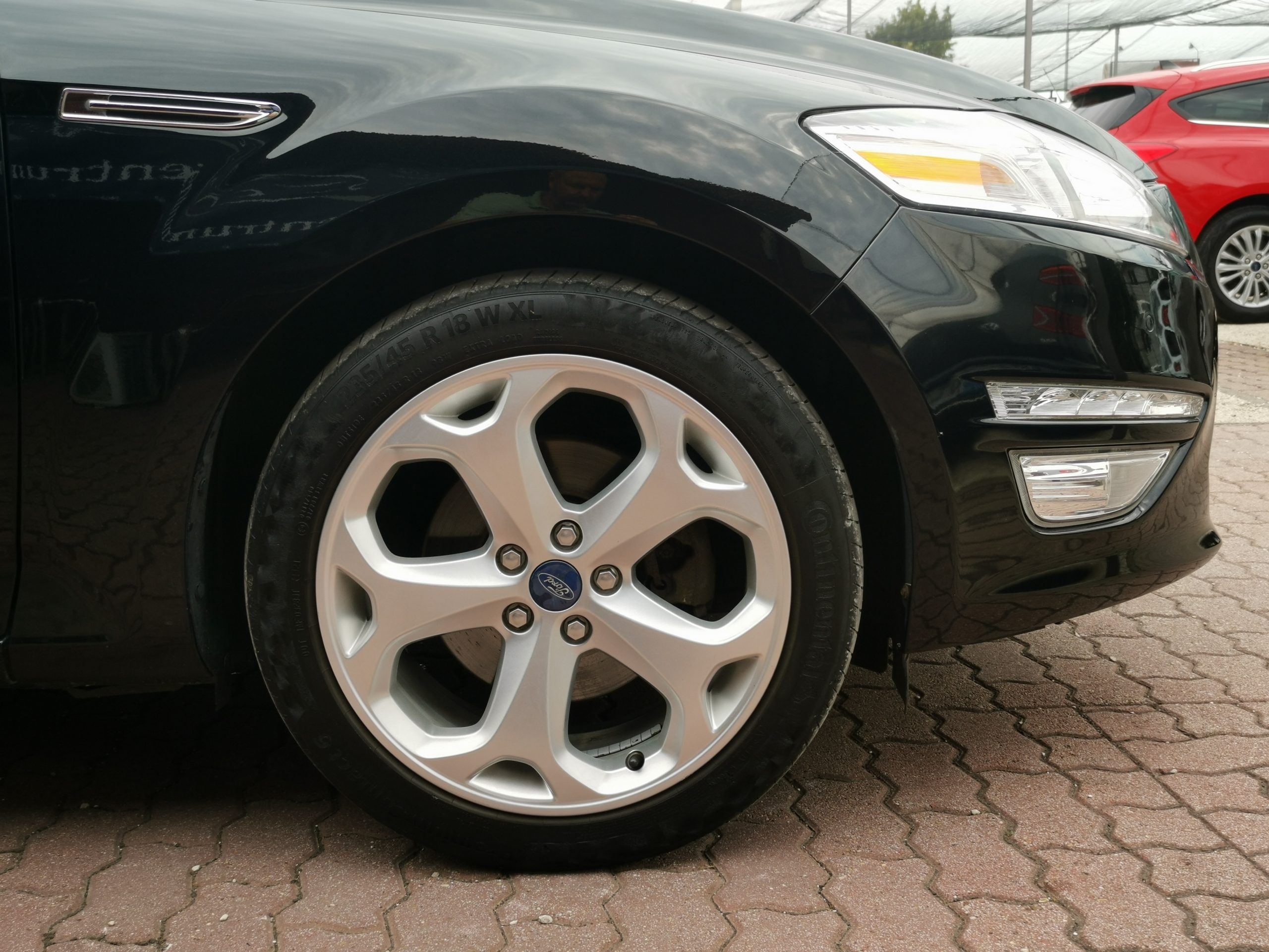 FORD MONDEO 1.6 EcoBoost Titanium 2. Tulaj. BŐRBELSŐ. NAVIGÁCIÓ. TEMPOMAT. ÜLÉSFŰTÉS. ALUFELNI