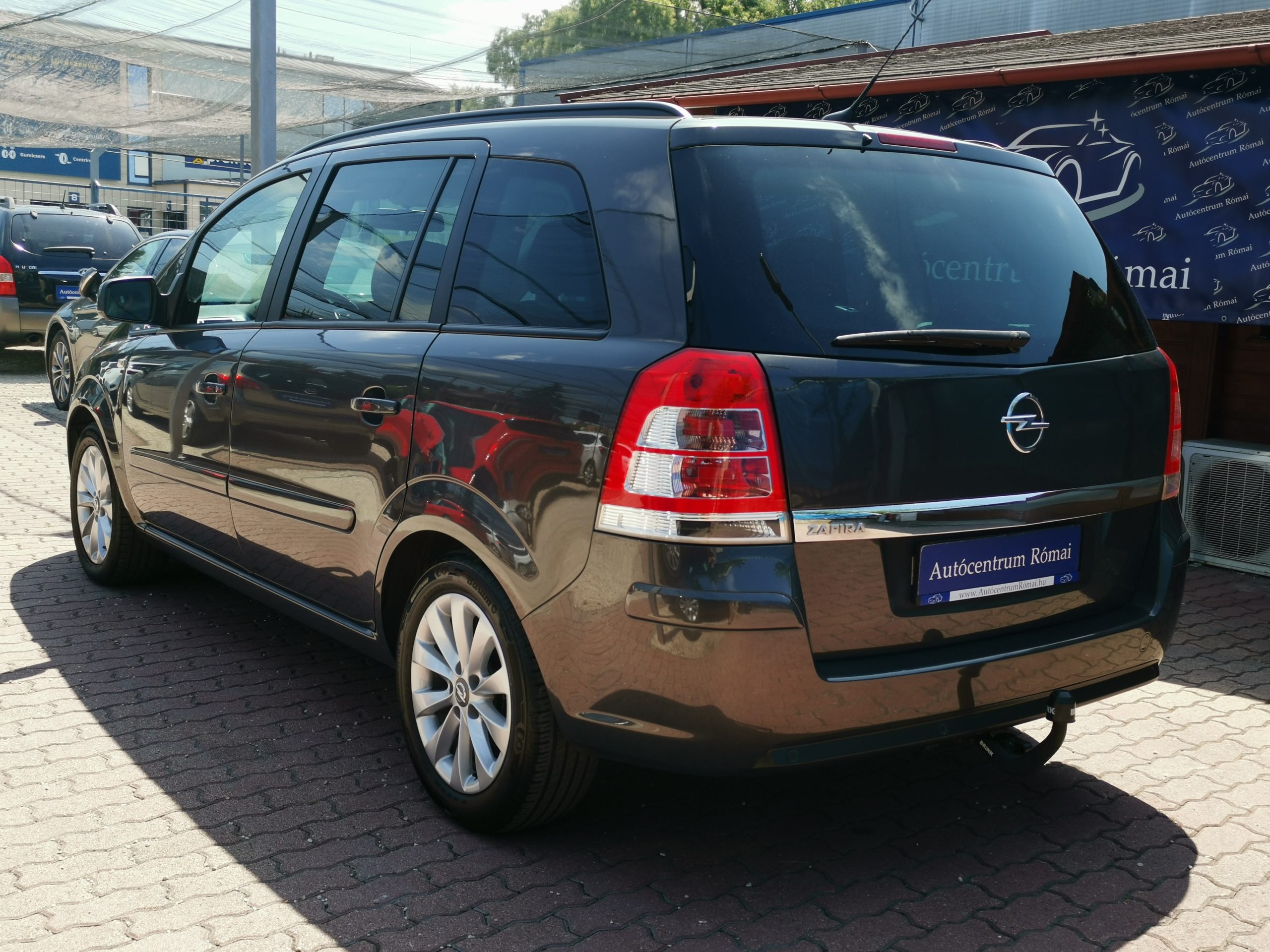 OPEL ZAFIRA B 1.8 Enjoy 111.000km! 7SZEM. DIGIT KLÍMA. NAVIGÁCIÓ. TEMPOMAT. PARKRADAR