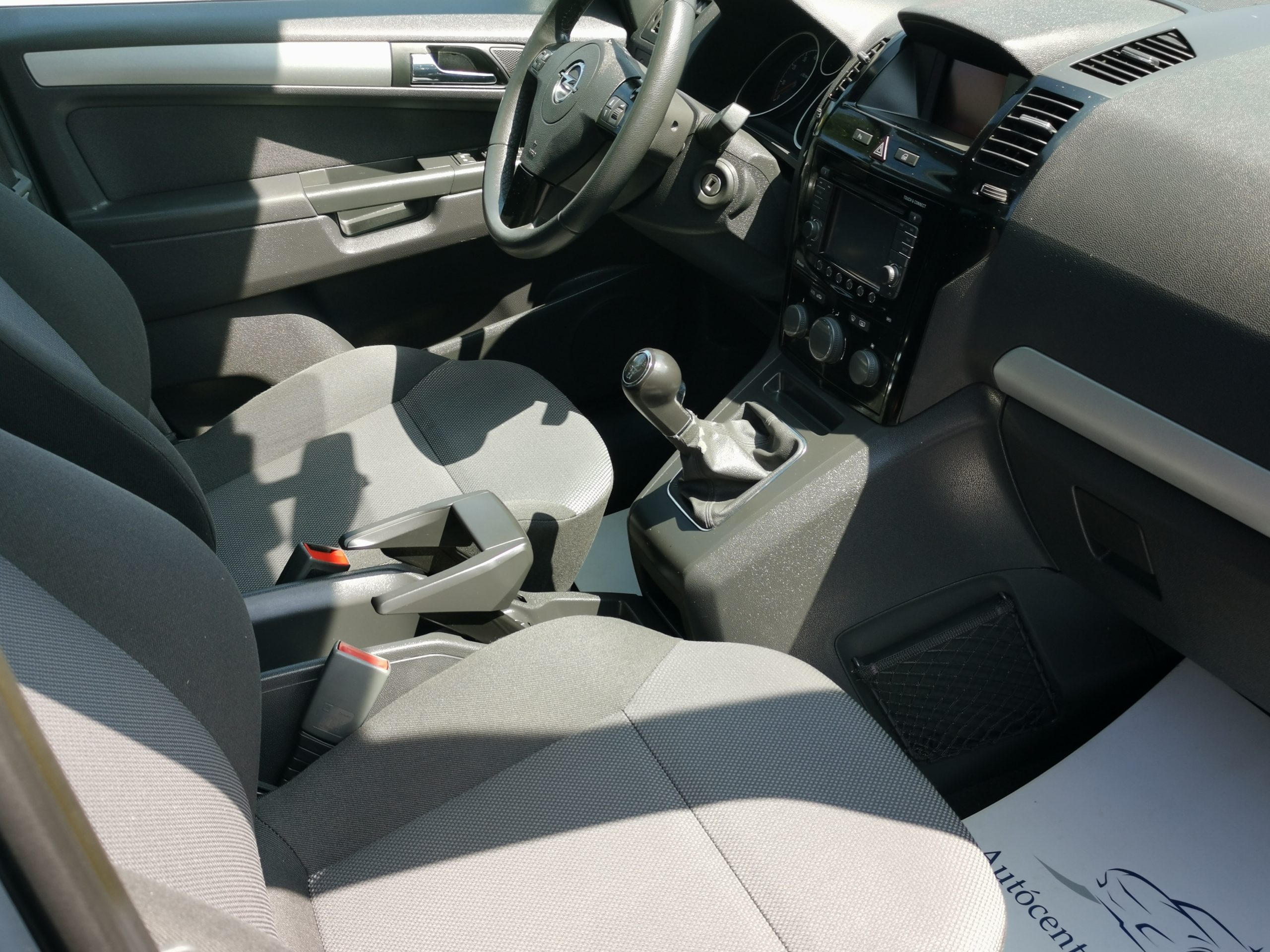 OPEL ZAFIRA B 1.8 Enjoy 111.000km! 7SZEM. DIGIT KLÍMA. NAVIGÁCIÓ. TEMPOMAT. PARKRADAR