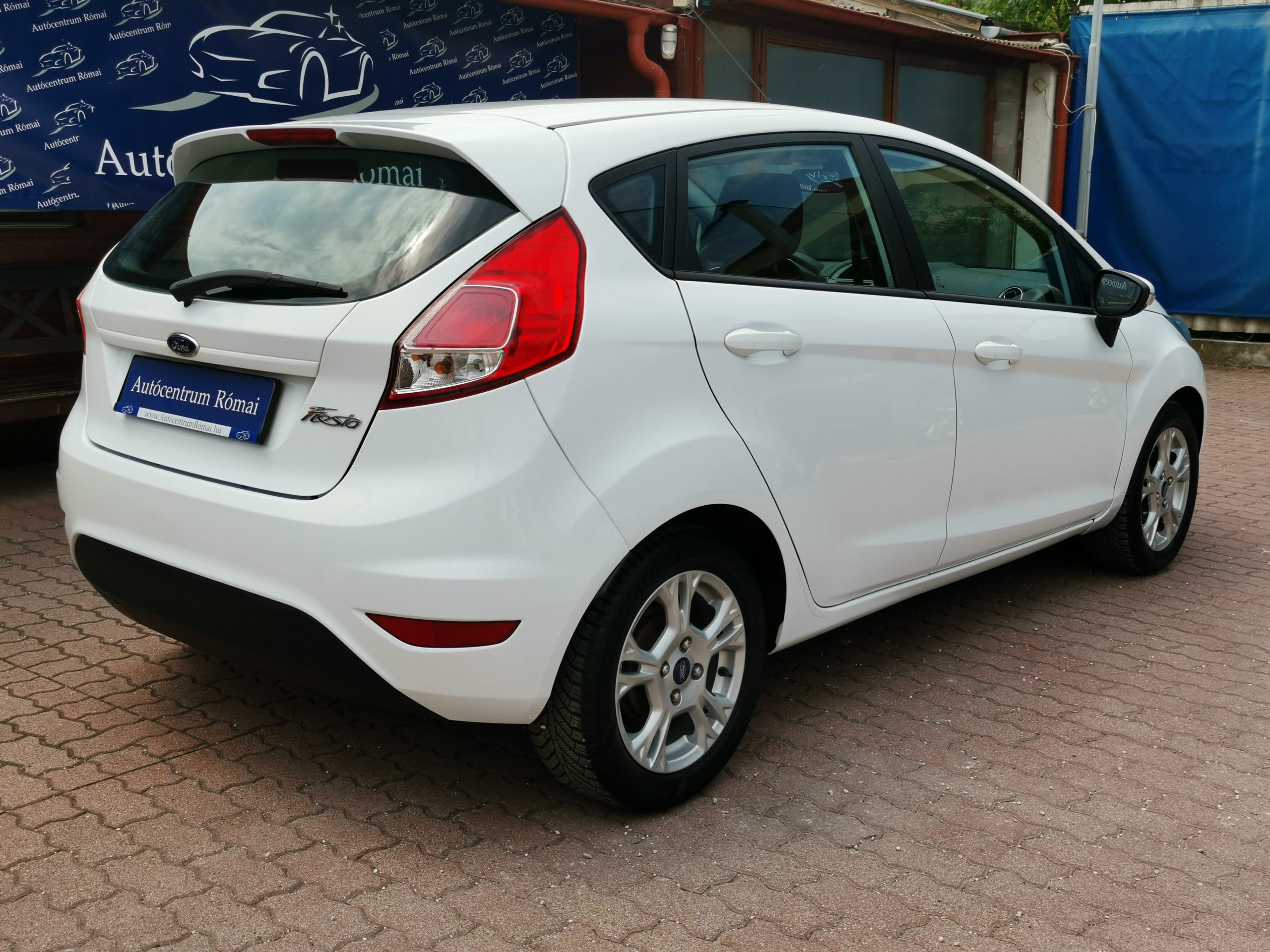 FORD FIESTA 1.25 Trend 116.000km! 1. Tulaj. KLÍMA. ÜLÉSFŰTÉS. ALUFELNI