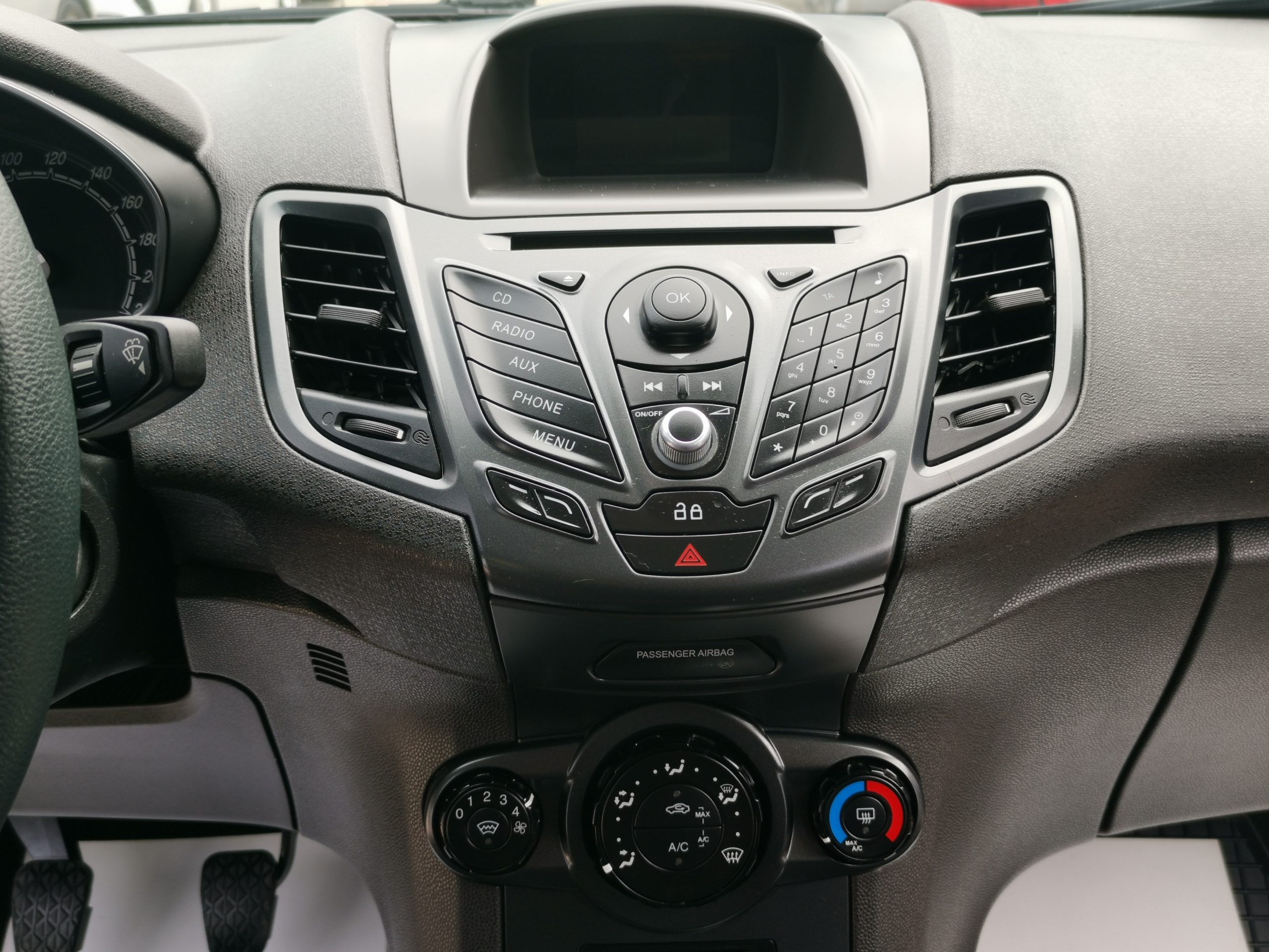 FORD FIESTA 1.25 Trend 116.000km! 1. Tulaj. KLÍMA. ÜLÉSFŰTÉS. ALUFELNI