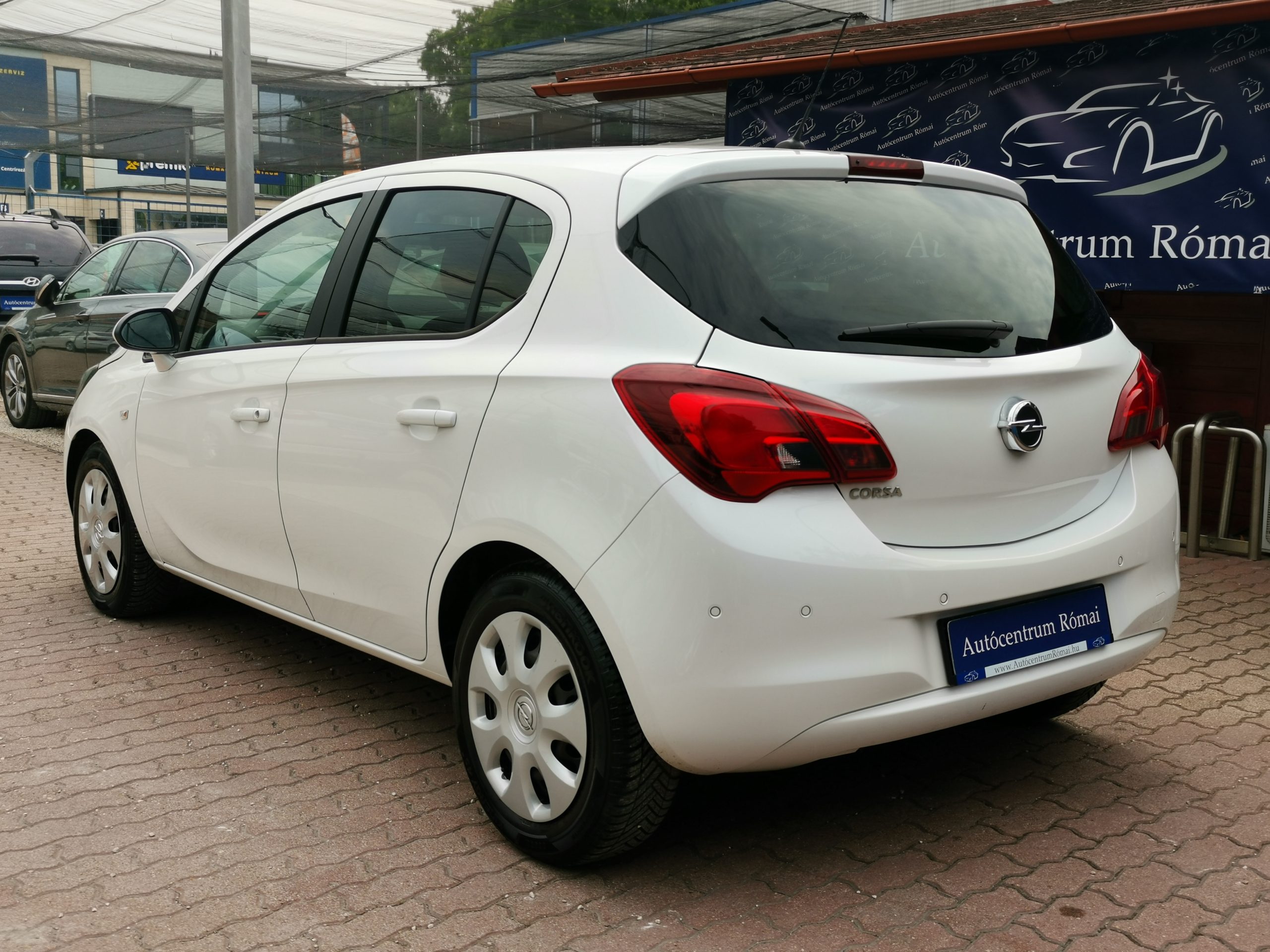 OPEL CORSA E 1.4 Enjoy MO.-i. 1. Tulaj. Szervizkönyv! DIGIT KLÍMA. TEMPOMAT. PARKRADAR. ÜLÉSFŰTÉS
