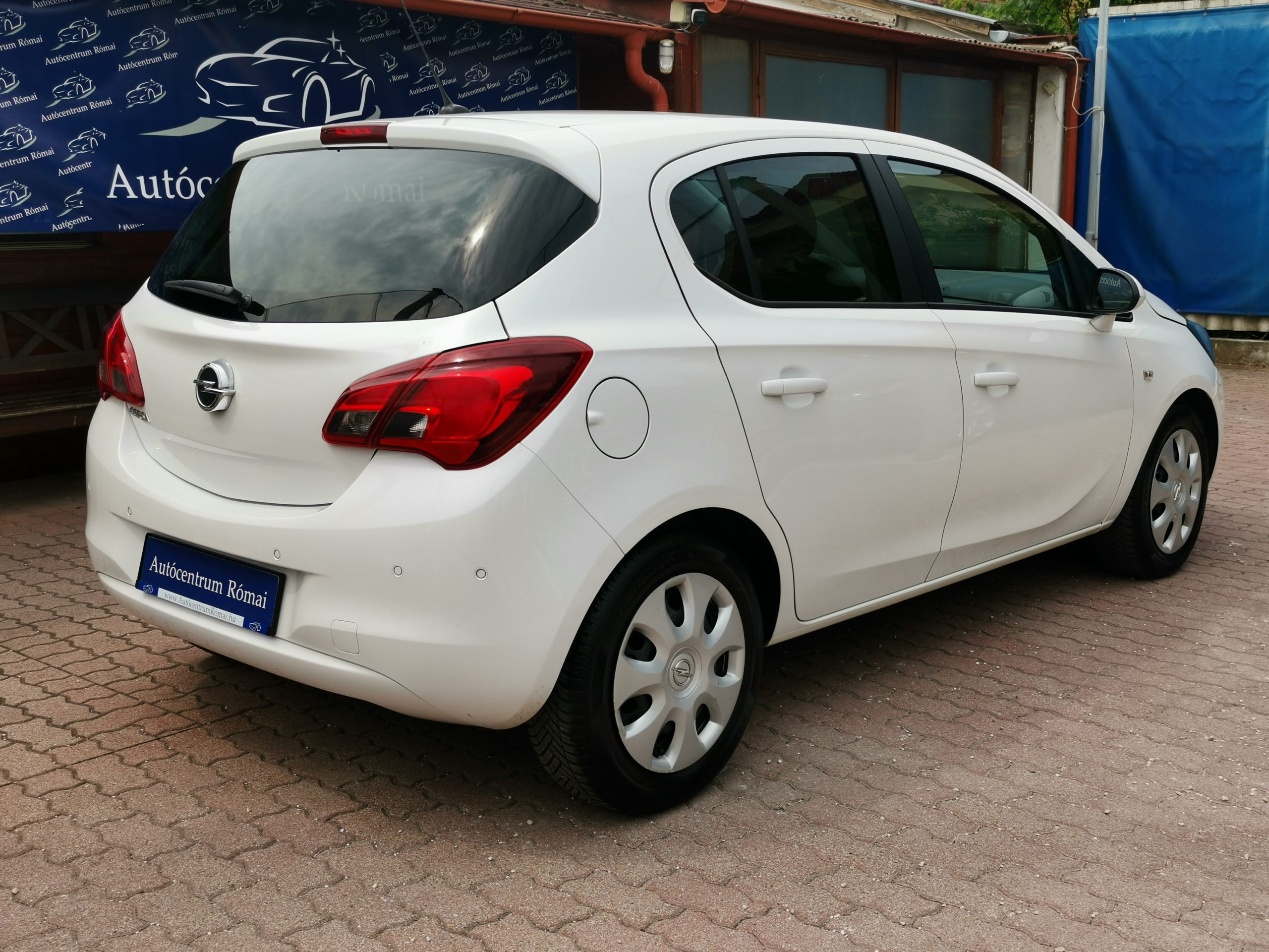 OPEL CORSA E 1.4 Enjoy MO.-i. 1. Tulaj. Szervizkönyv! DIGIT KLÍMA. TEMPOMAT. PARKRADAR. ÜLÉSFŰTÉS