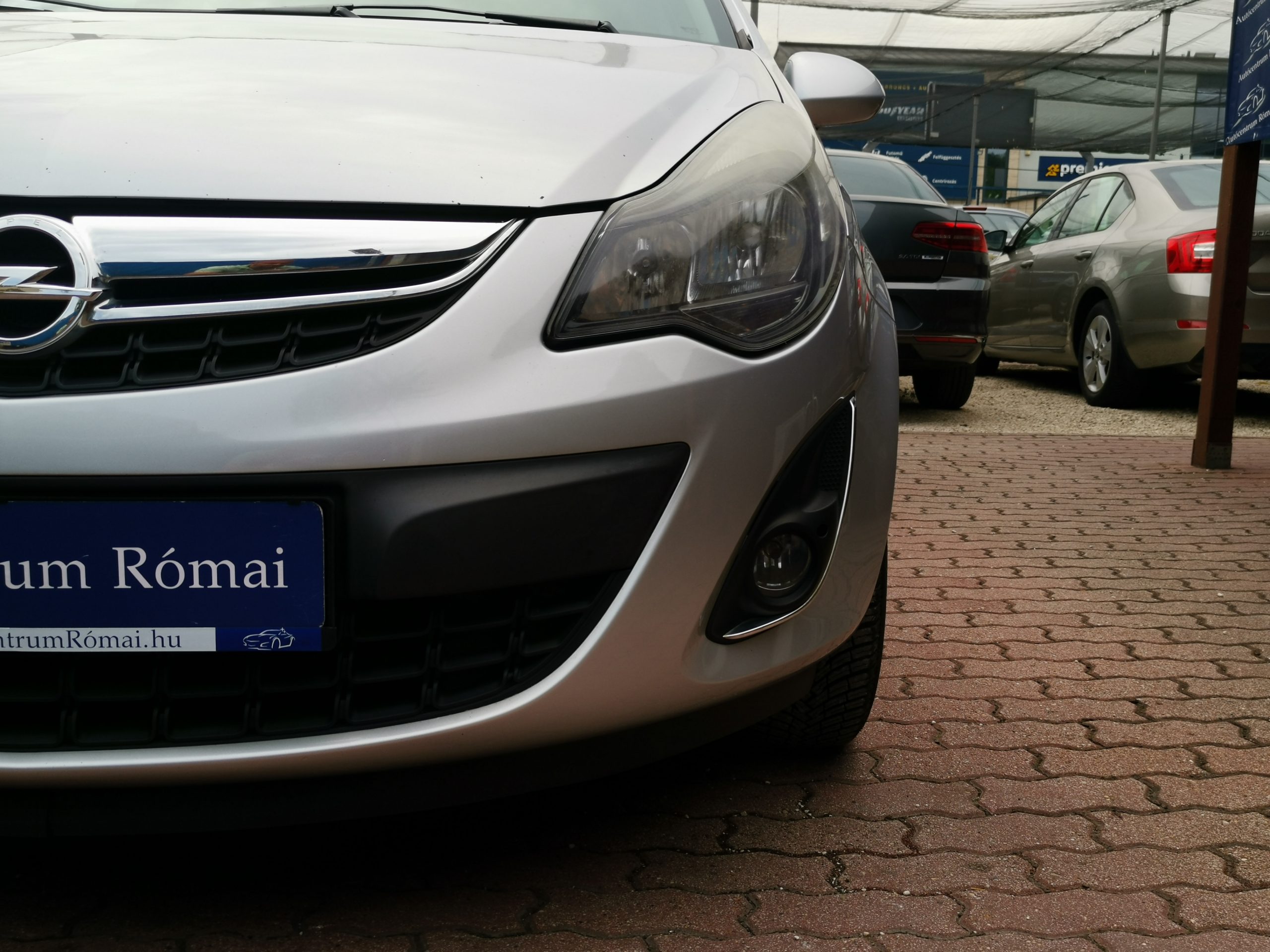 OPEL CORSA D 1.4 Cosmo 139.000km! DIGIT KLÍMA. TEMPOMAT. FÉLBŐR BELSŐ. PARKRADAR