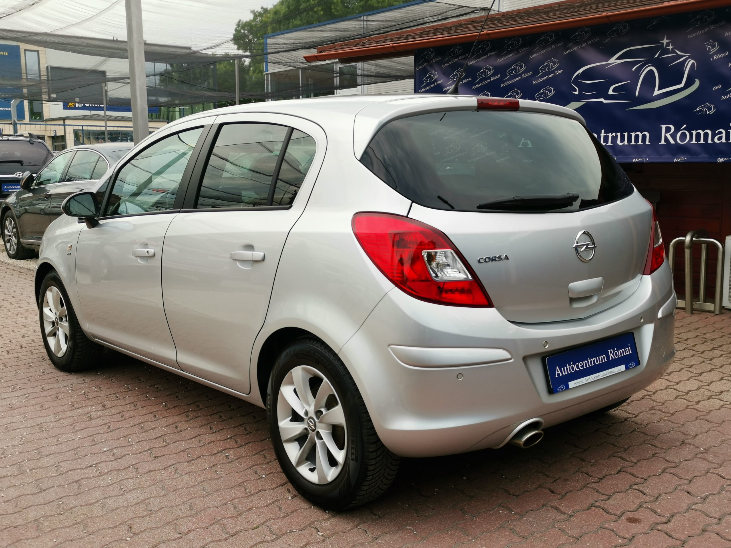 OPEL CORSA D 1.4 Cosmo 139.000km! DIGIT KLÍMA. TEMPOMAT. FÉLBŐR BELSŐ. PARKRADAR