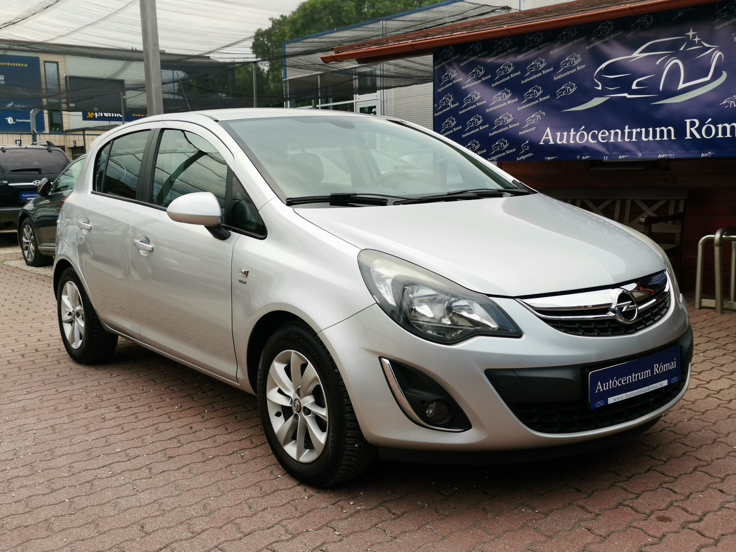 OPEL CORSA D 1.4 Cosmo 139.000km! DIGIT KLÍMA. TEMPOMAT. FÉLBŐR BELSŐ. PARKRADAR