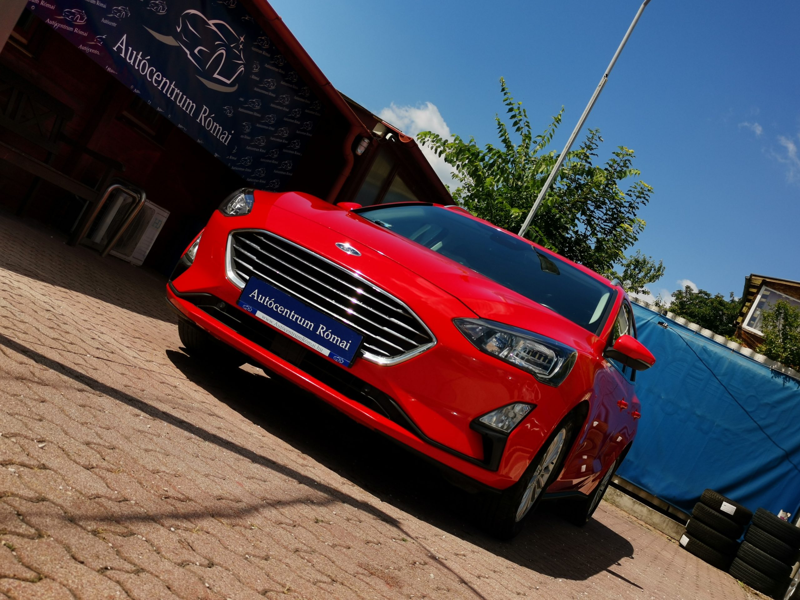 FORD FOCUS 1.5 EcoBlue Titanium MO.-i. 2. Tulaj. Szrvizkönyv! TEMPOMAT. NAVIGÁCIÓ. LED. KAMERA