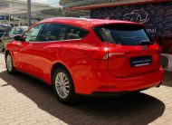 FORD FOCUS 1.5 EcoBlue Titanium MO.-i. 2. Tulaj. Szrvizkönyv! TEMPOMAT. NAVIGÁCIÓ. LED. KAMERA