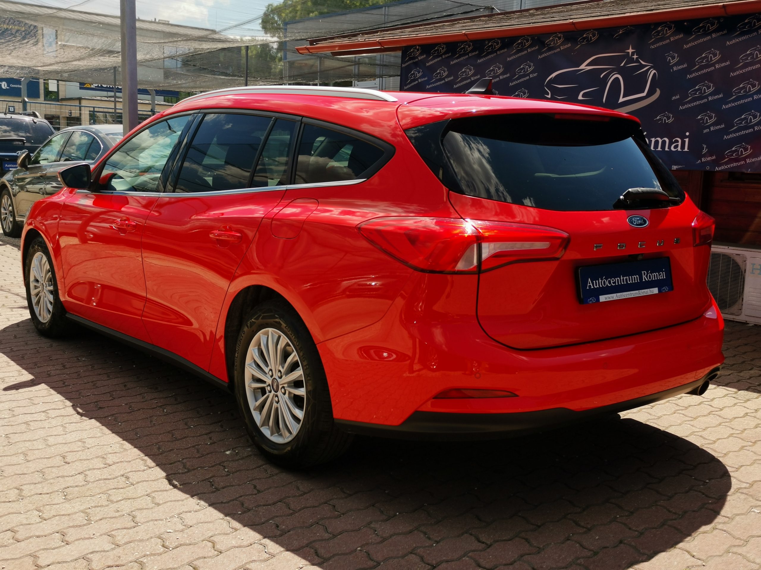 FORD FOCUS 1.5 EcoBlue Titanium MO.-i. 2. Tulaj. Szrvizkönyv! TEMPOMAT. NAVIGÁCIÓ. LED. KAMERA