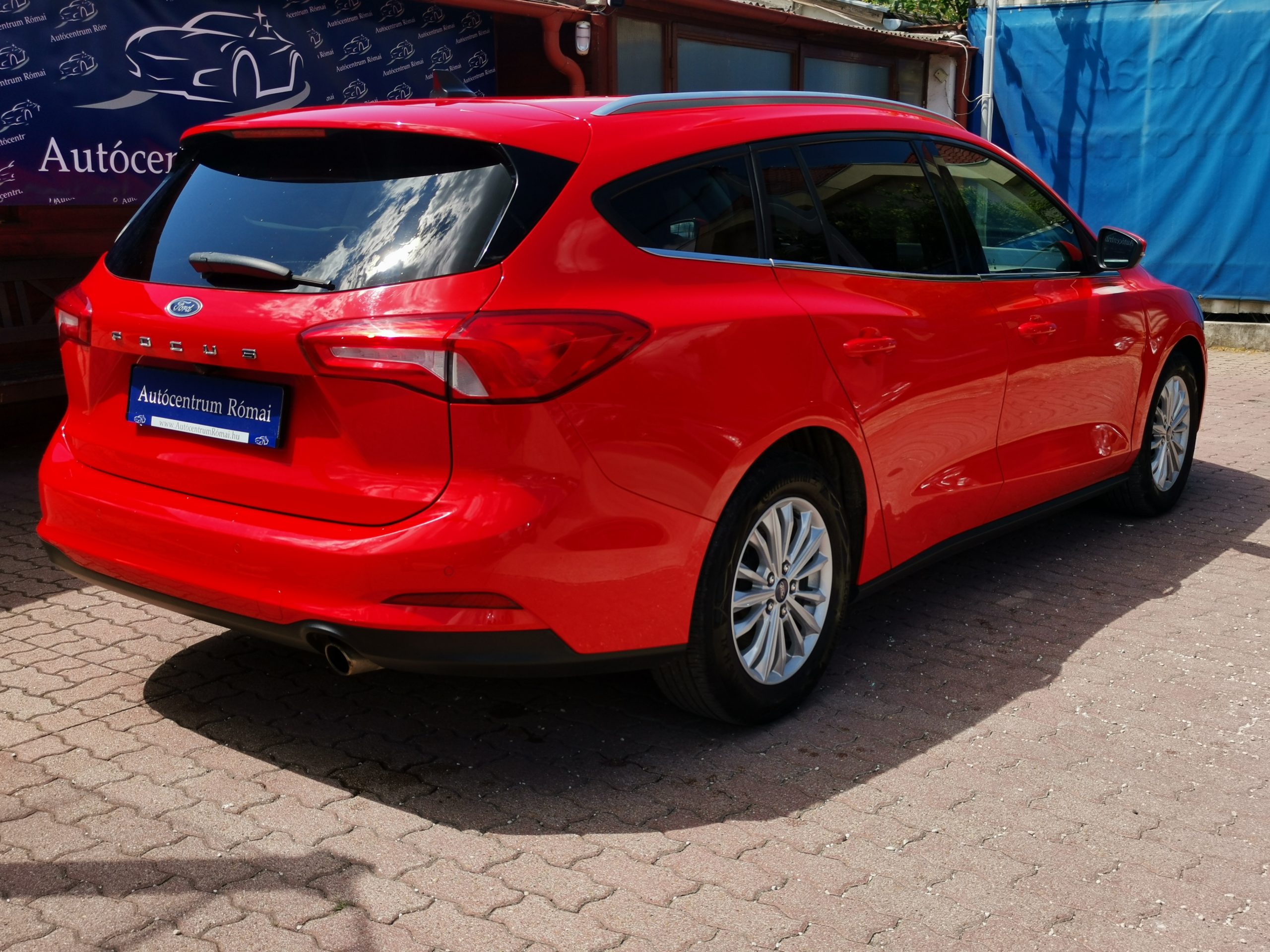 FORD FOCUS 1.5 EcoBlue Titanium MO.-i. 2. Tulaj. Szrvizkönyv! TEMPOMAT. NAVIGÁCIÓ. LED. KAMERA
