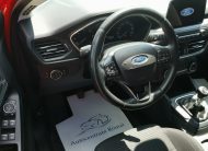 FORD FOCUS 1.5 EcoBlue Titanium MO.-i. 2. Tulaj. Szrvizkönyv! TEMPOMAT. NAVIGÁCIÓ. LED. KAMERA