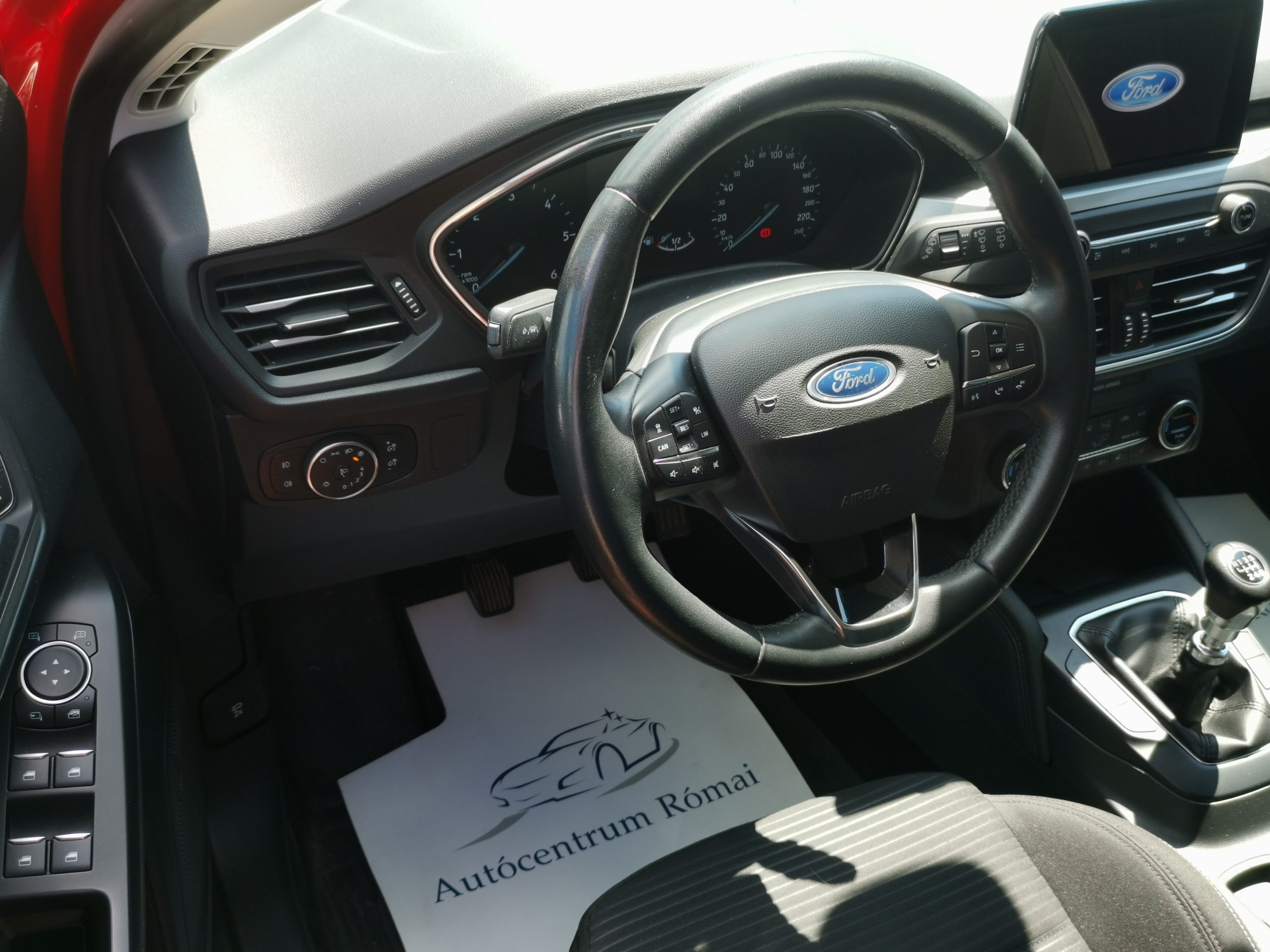 FORD FOCUS 1.5 EcoBlue Titanium MO.-i. 2. Tulaj. Szrvizkönyv! TEMPOMAT. NAVIGÁCIÓ. LED. KAMERA