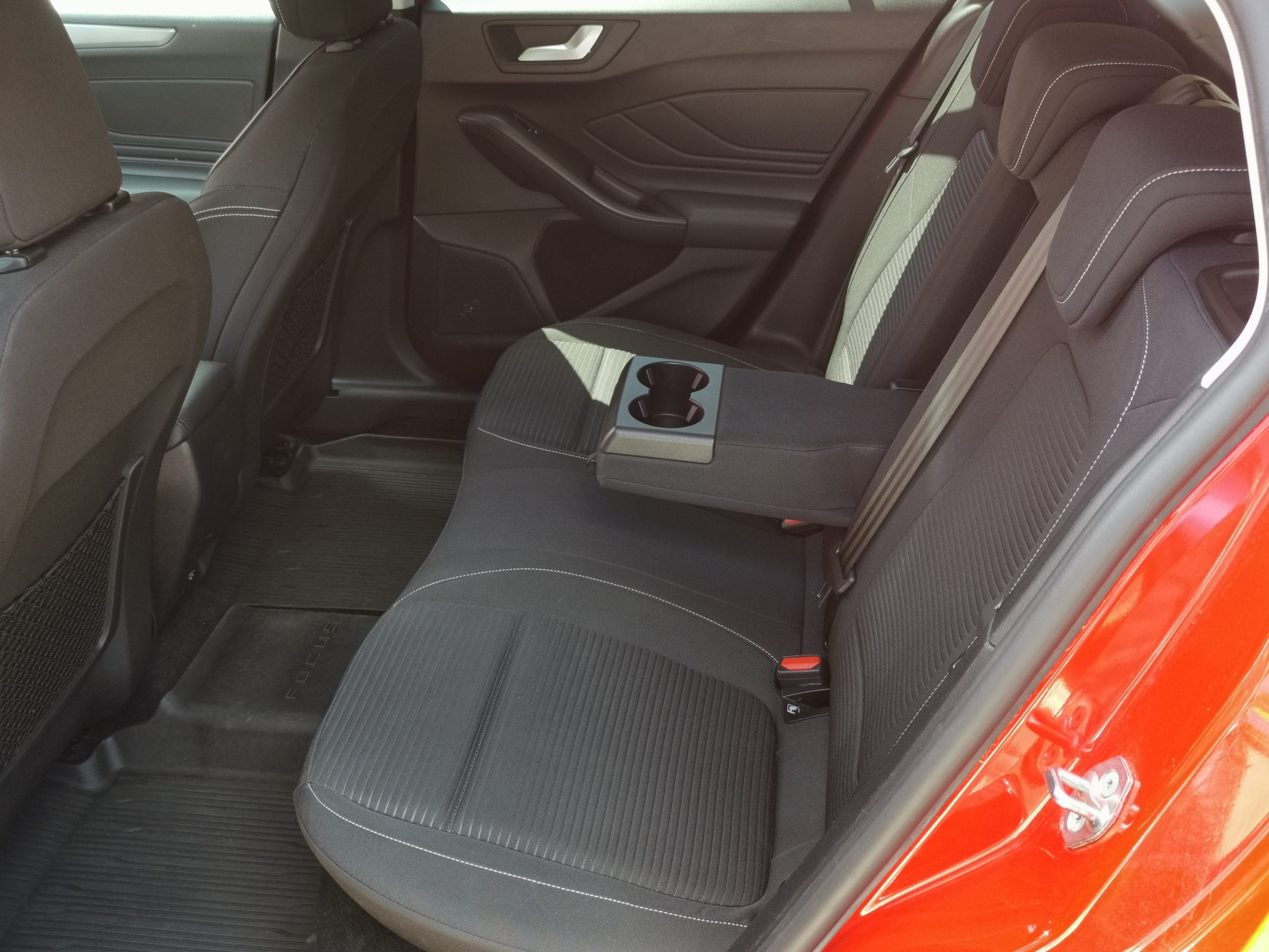 FORD FOCUS 1.5 EcoBlue Titanium MO.-i. 2. Tulaj. Szrvizkönyv! TEMPOMAT. NAVIGÁCIÓ. LED. KAMERA