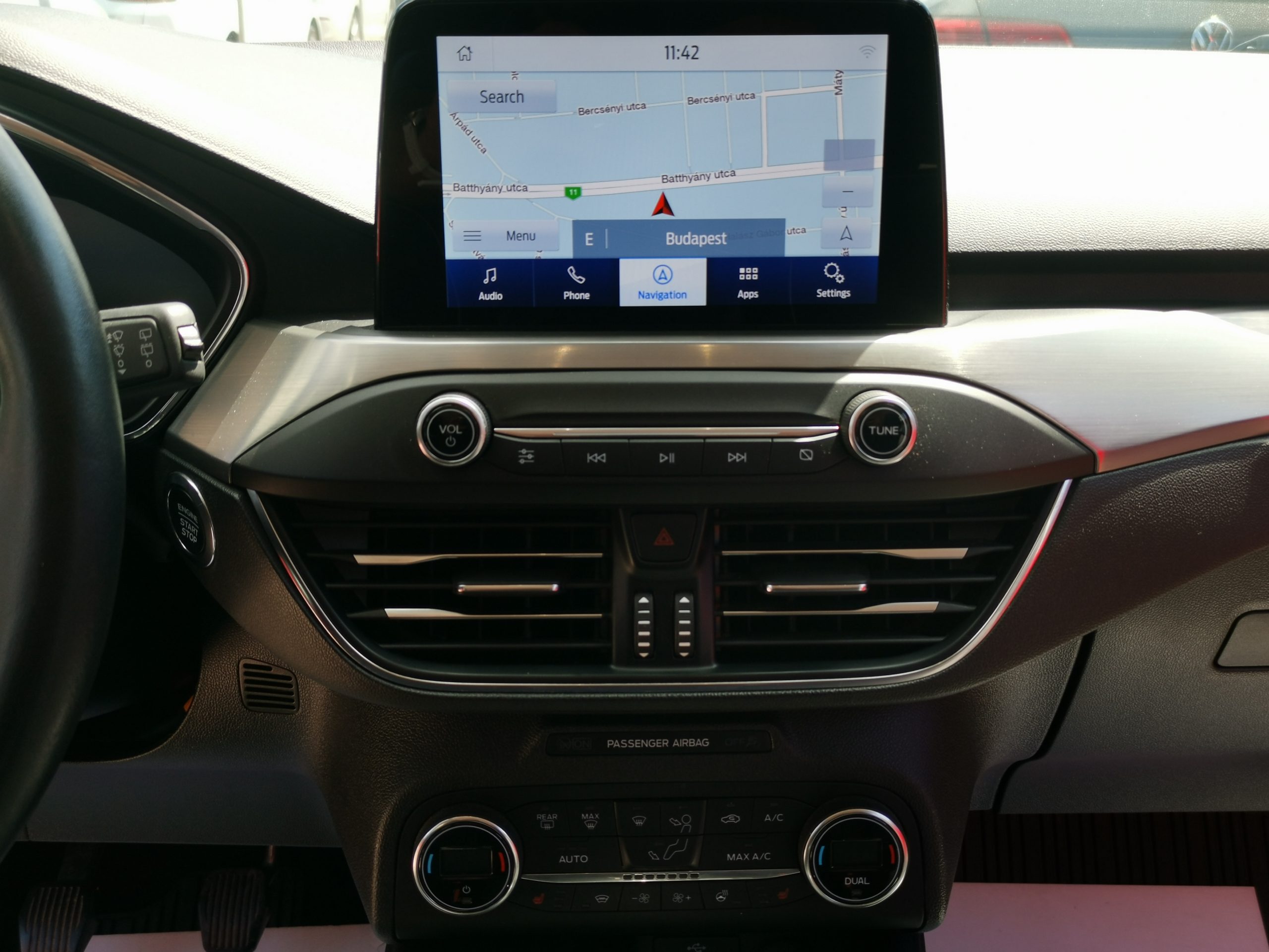 FORD FOCUS 1.5 EcoBlue Titanium MO.-i. 2. Tulaj. Szrvizkönyv! TEMPOMAT. NAVIGÁCIÓ. LED. KAMERA
