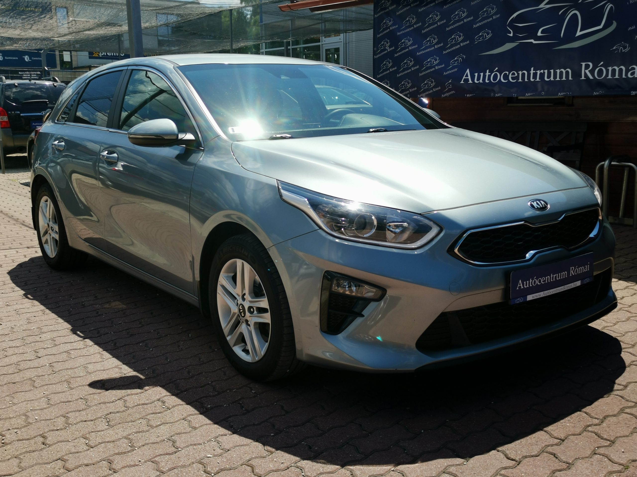 KIA CEE'D Ceed 1.6 CRDi HP Gold MO.-i. 1. Tulaj. Szervizkönyv! ÁFÁ-s! TEMPOMAT. KAMERA. PARKRADAR. ÜLÉSFŰTÉS