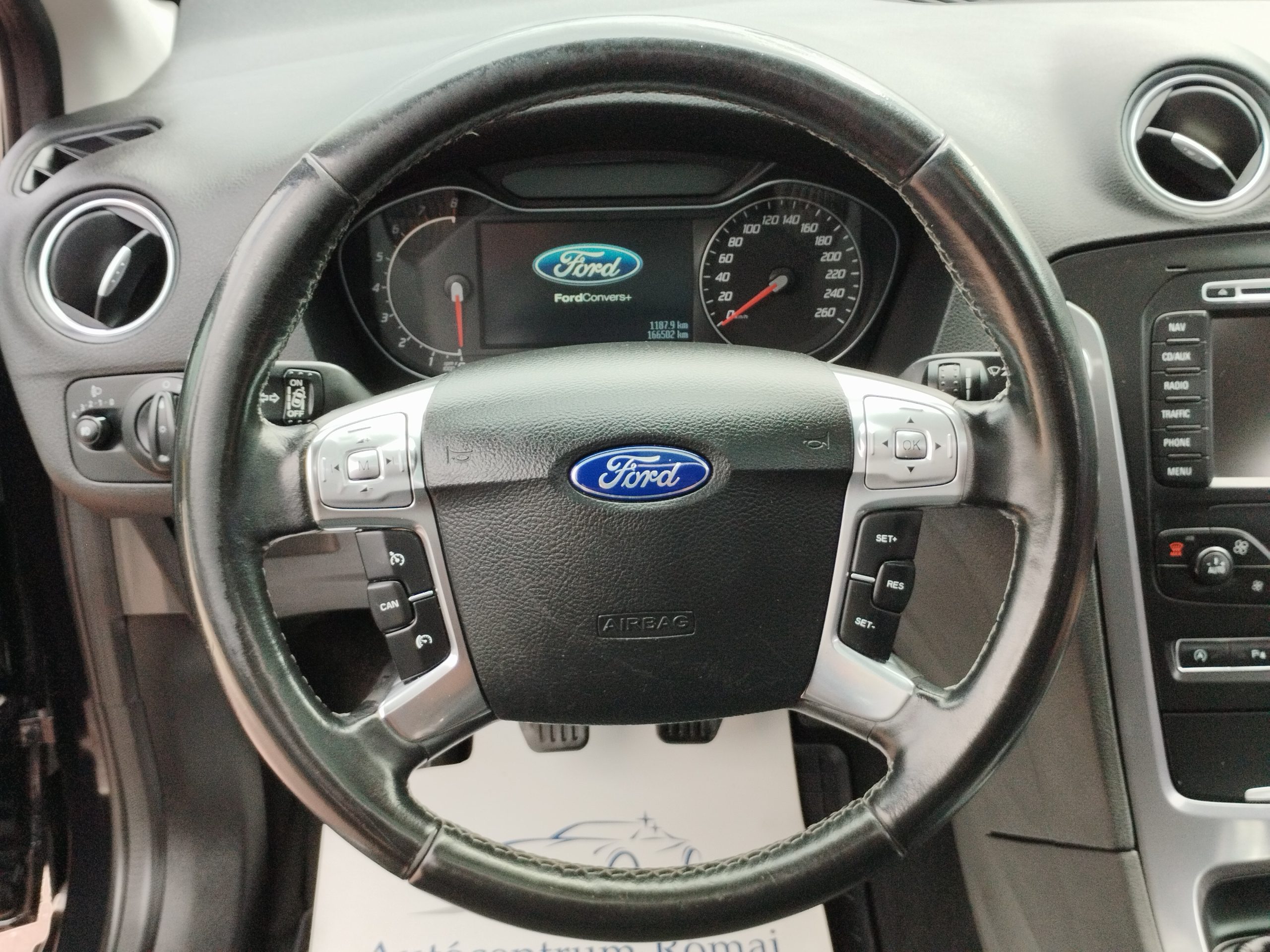FORD MONDEO 1.6 EcoBoost Titanium 2. Tulaj. Szervizkönyv! NAPFÉNYTETŐ. TEMPOMAT. NAVI. VONÓHOROG
