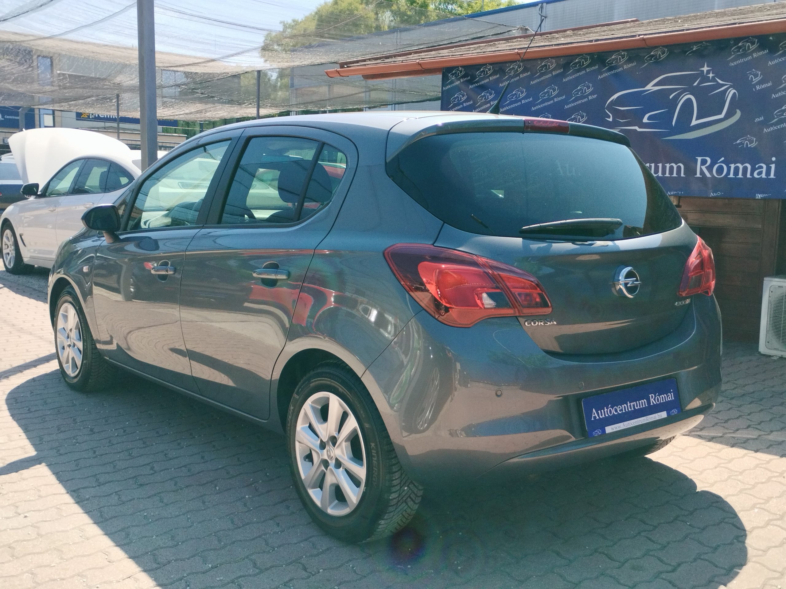OPEL CORSA E 1.4 Drive Start-Stop 2. Tulaj. Szervizkönyv! KLÍMA. TEMPOMAT. PARKRADAR. ÜLÉSFŰTÉS