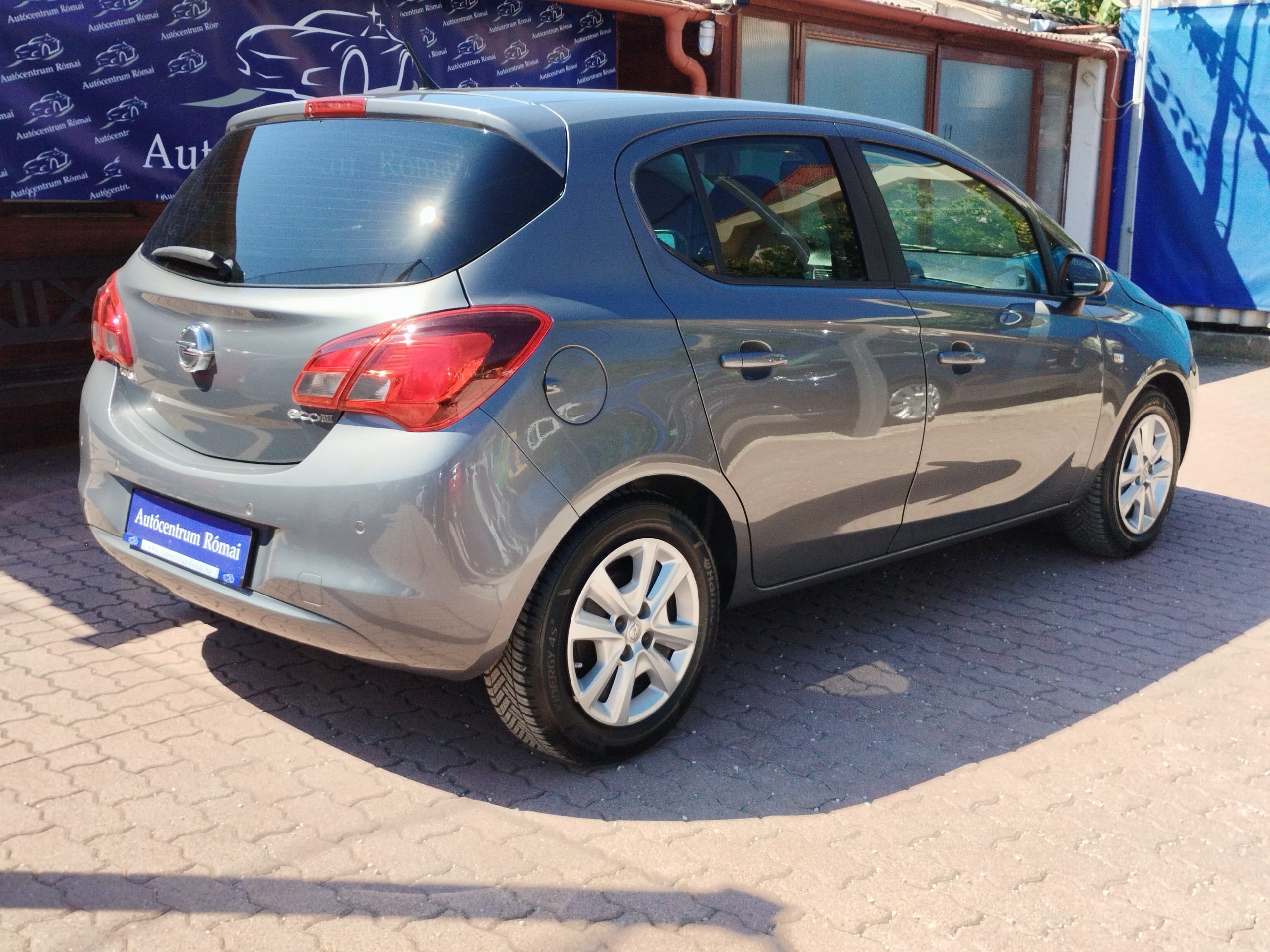 OPEL CORSA E 1.4 Drive Start-Stop 2. Tulaj. Szervizkönyv! KLÍMA. TEMPOMAT. PARKRADAR. ÜLÉSFŰTÉS