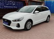 HYUNDAI I30 1.4 MPi Comfort 107.000km! 1. Tulaj. Szervizkönyv! KLÍMA. TEMPOMAT. KÖDLÁMPA