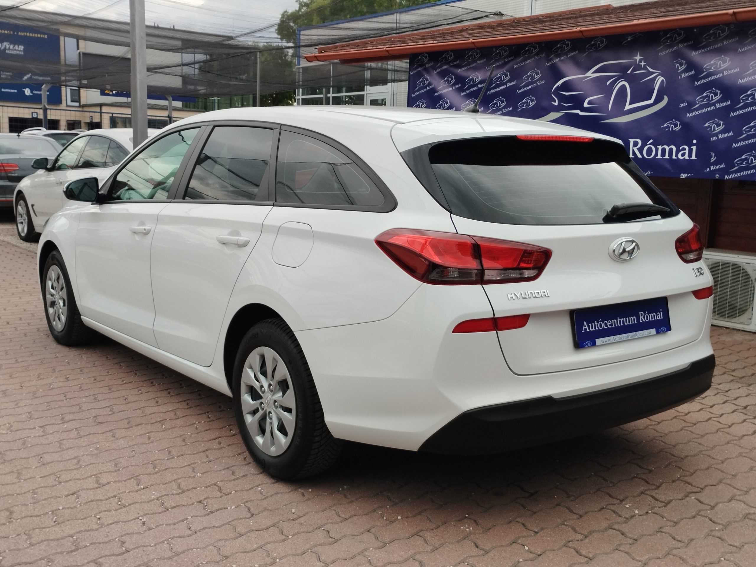HYUNDAI I30 1.4 MPi Comfort 107.000km! 1. Tulaj. Szervizkönyv! KLÍMA. TEMPOMAT. KÖDLÁMPA
