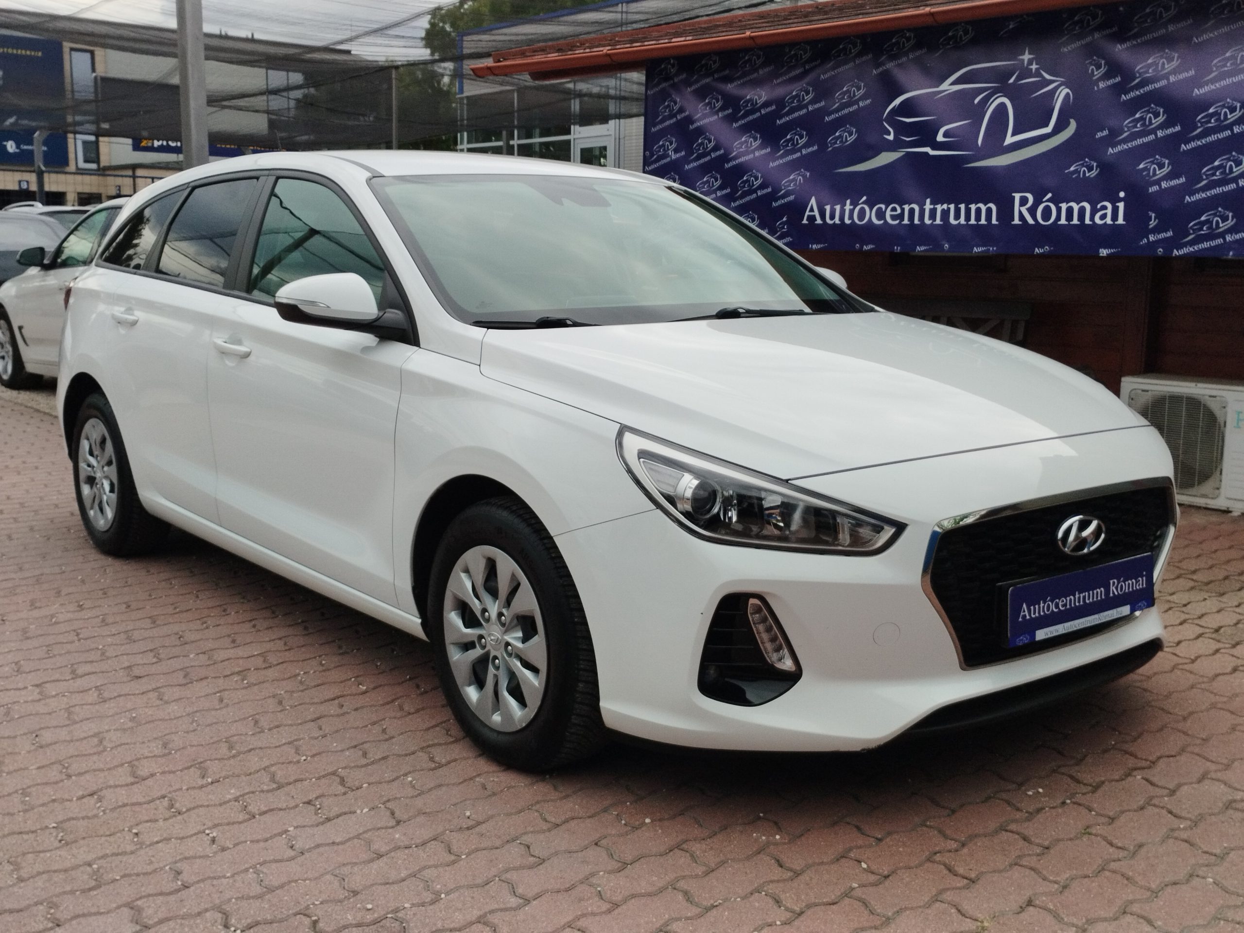 HYUNDAI I30 1.4 MPi Comfort 107.000km! 1. Tulaj. Szervizkönyv! KLÍMA. TEMPOMAT. KÖDLÁMPA