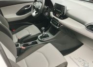 HYUNDAI I30 1.4 MPi Comfort 107.000km! 1. Tulaj. Szervizkönyv! KLÍMA. TEMPOMAT. KÖDLÁMPA