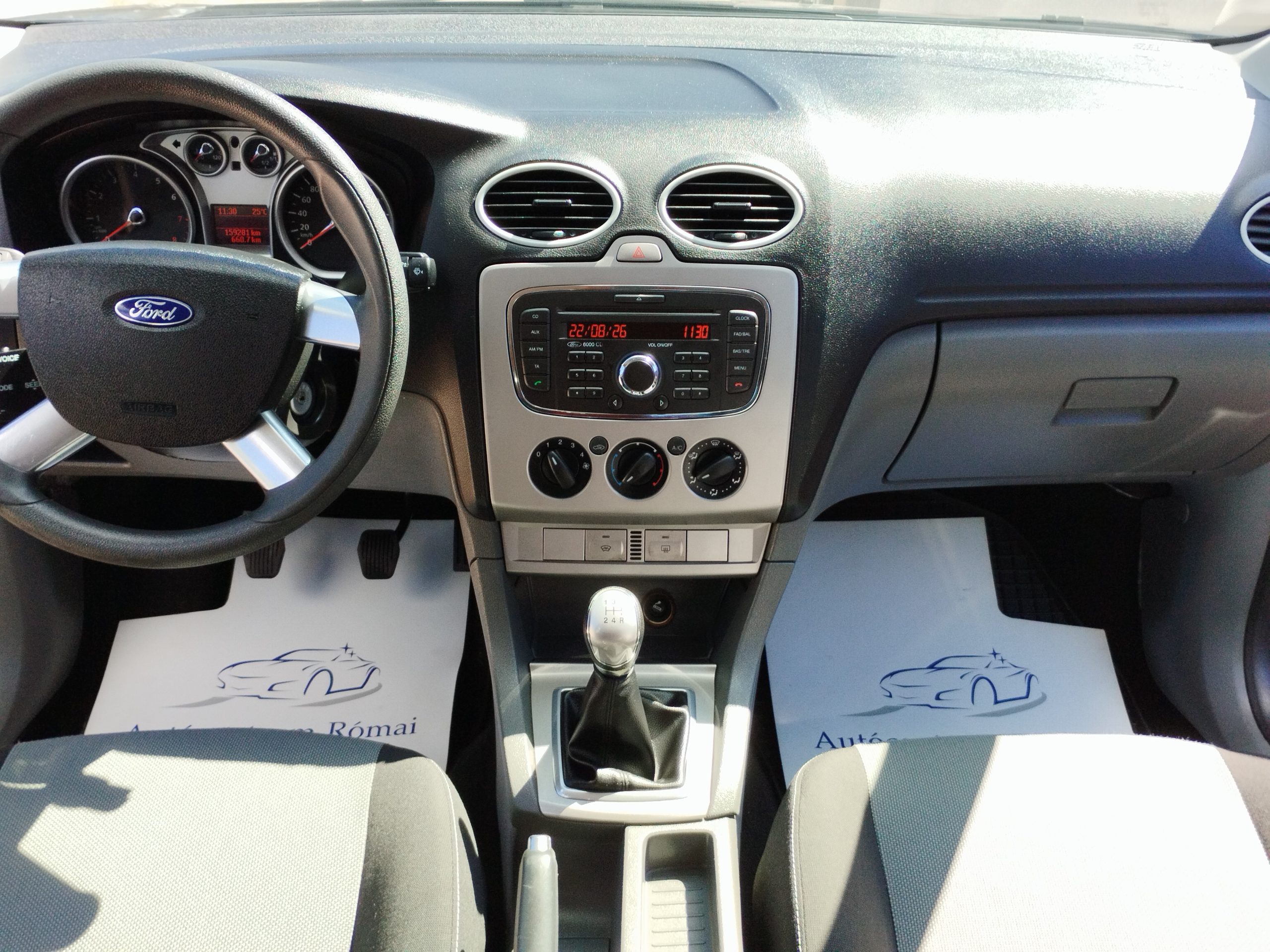 FORD FOCUS 1.6 Fresh EURO5 2. Tulaj. KLÍMA. SZÉLVÉDŐFŰTÉS. ELEKTROMOS ABLAK