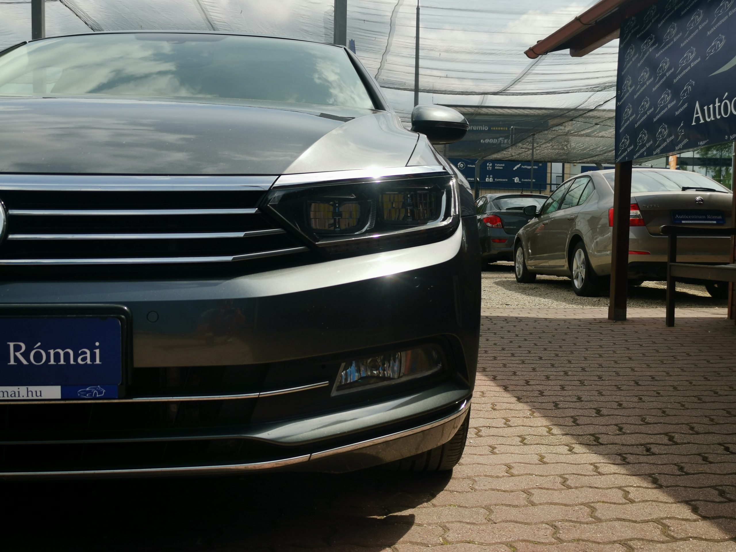 VOLKSWAGEN PASSAT VIII 2.0 TDI BMT Highline DSG MO.-i. 2 Tulaj. Szervizkönyv! PANORÁMA TETŐ. FÉLBŐR BELSŐ. KAMERA. NAVIGÁCIÓ