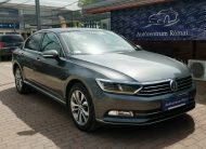 VOLKSWAGEN PASSAT VIII 2.0 TDI BMT Highline DSG MO.-i. 2 Tulaj. Szervizkönyv! PANORÁMA TETŐ. FÉLBŐR BELSŐ. KAMERA. NAVIGÁCIÓ