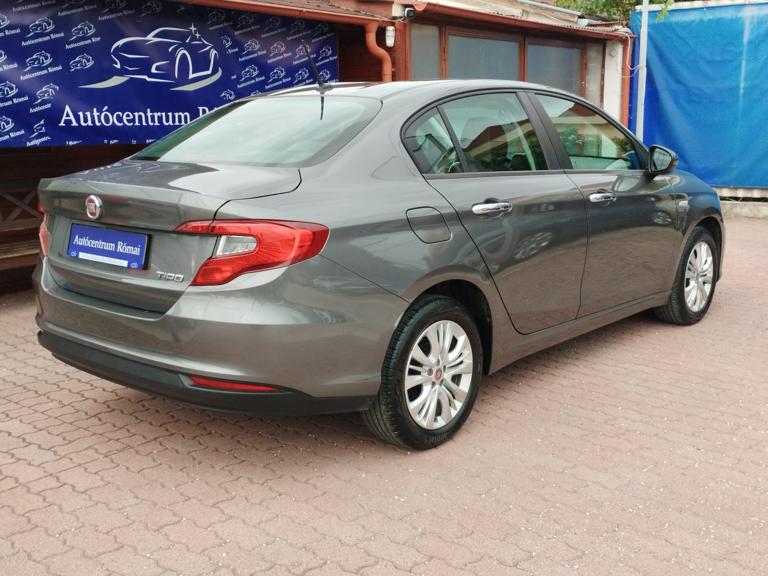 FIAT TIPO 1.4 16V Lounge MO.-i. 1. Tulaj. DIGIT KLÍMA. ÜLÉSFŰTÉS. ALUFELNI. TEMPOMAT