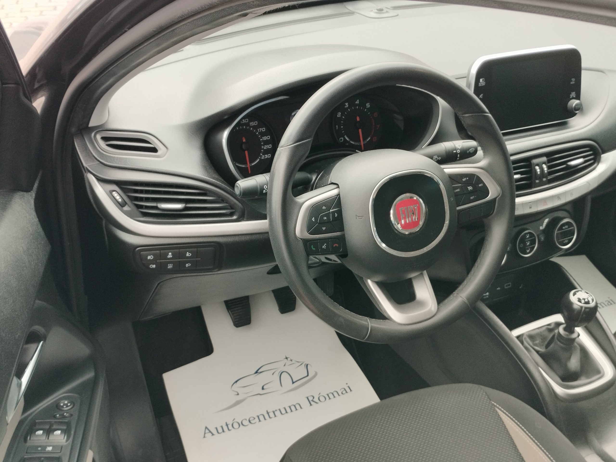 FIAT TIPO 1.4 16V Lounge MO.-i. 1. Tulaj. DIGIT KLÍMA. ÜLÉSFŰTÉS. ALUFELNI. TEMPOMAT