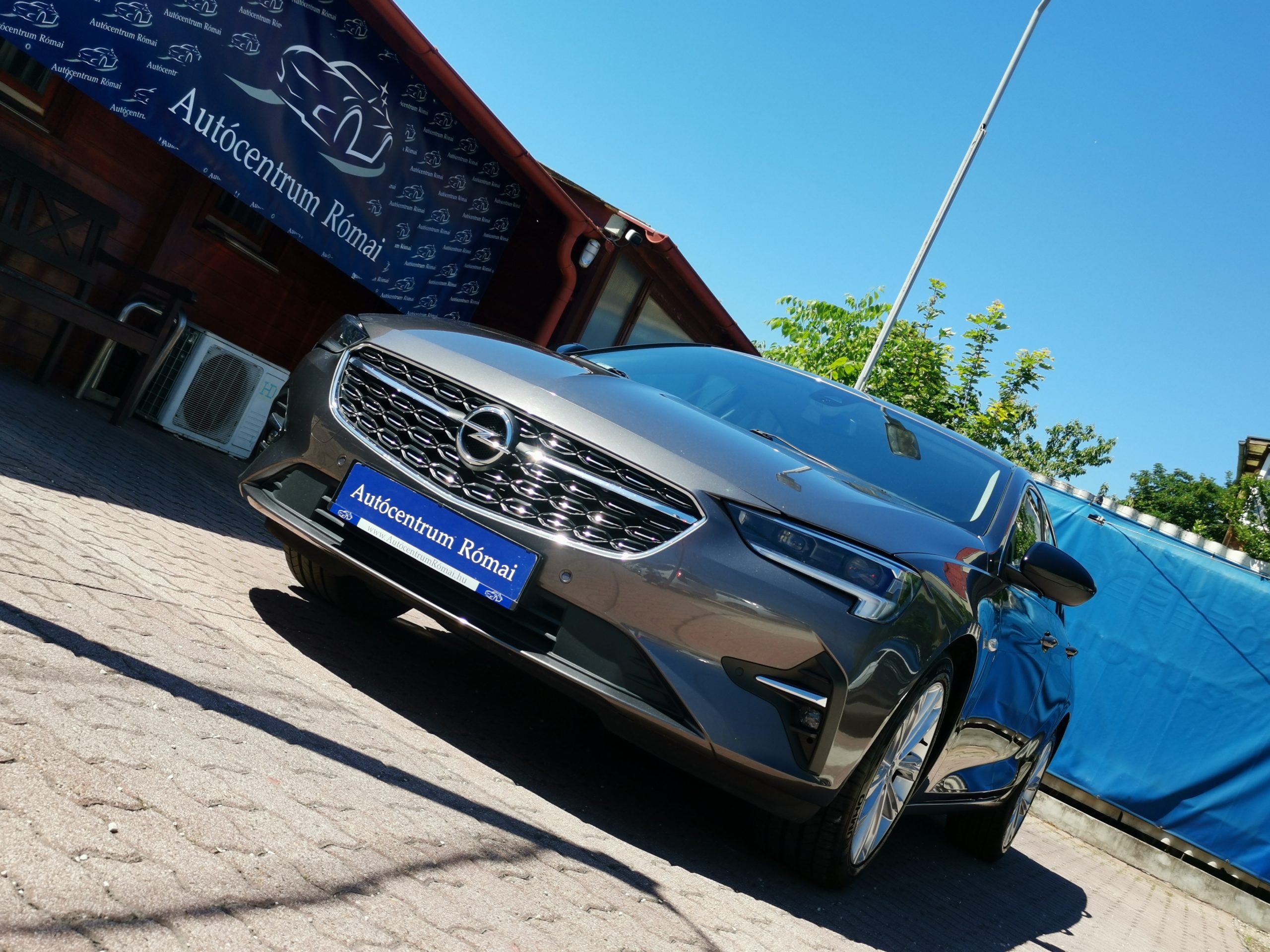 OPEL INSIGNIA Grand Sport 2.0 T Ultimate (Automata) 79.000km! MO.-i. 2. Tulaj! BŐR. LED. NAVIGÁCIÓ. TEMPOMAT. HUD