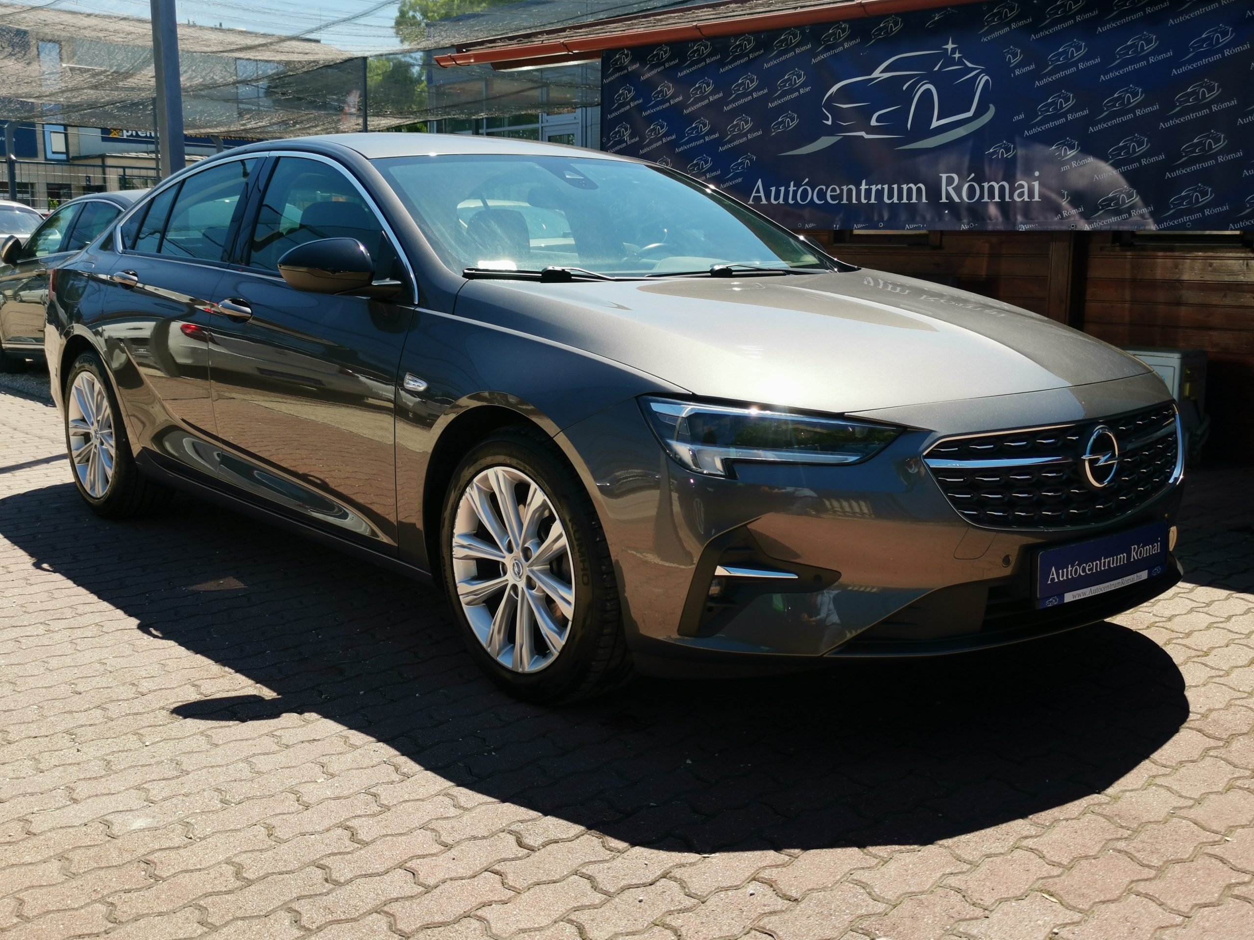 OPEL INSIGNIA Grand Sport 2.0 T Ultimate (Automata) 79.000km! MO.-i. 2. Tulaj! BŐR. LED. NAVIGÁCIÓ. TEMPOMAT. HUD