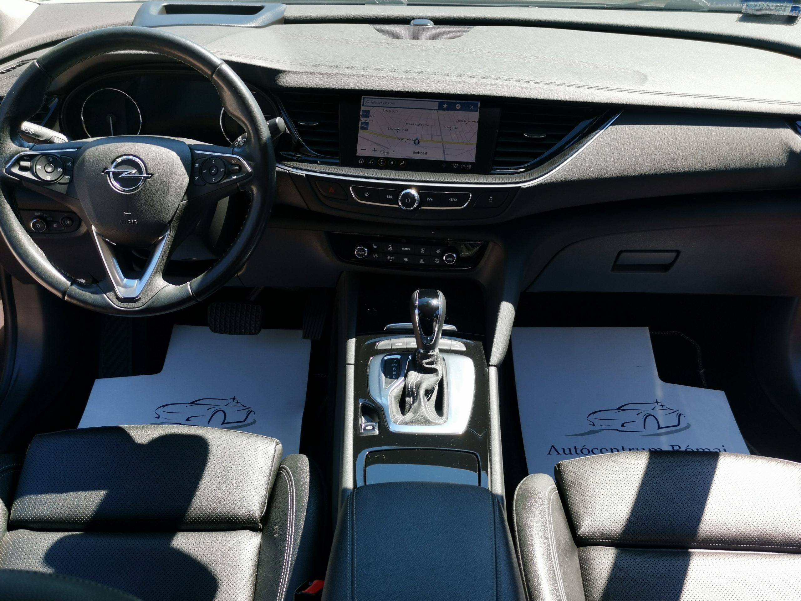 OPEL INSIGNIA Grand Sport 2.0 T Ultimate (Automata) 79.000km! MO.-i. 2. Tulaj! BŐR. LED. NAVIGÁCIÓ. TEMPOMAT. HUD