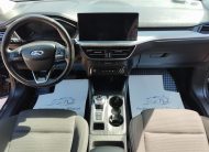 FORD FOCUS 1.5 EcoBlue Titanium (Automata) MO.-i. 2. Tulaj. Szervizkönyv! ÁFÁ-s! NAVIGÁCIÓ. TEMPOMAT. KAMERA