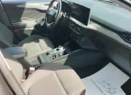 FORD FOCUS 1.5 EcoBlue Titanium (Automata) MO.-i. 2. Tulaj. Szervizkönyv! ÁFÁ-s! NAVIGÁCIÓ. TEMPOMAT. KAMERA