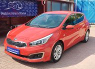 KIA CEE'D 1.4 CVVT LX Red Line. 2. Tulaj. Szervizkönyv! TEMPOMAT. PARKRADAR. ÜLÉSFŰTÉS