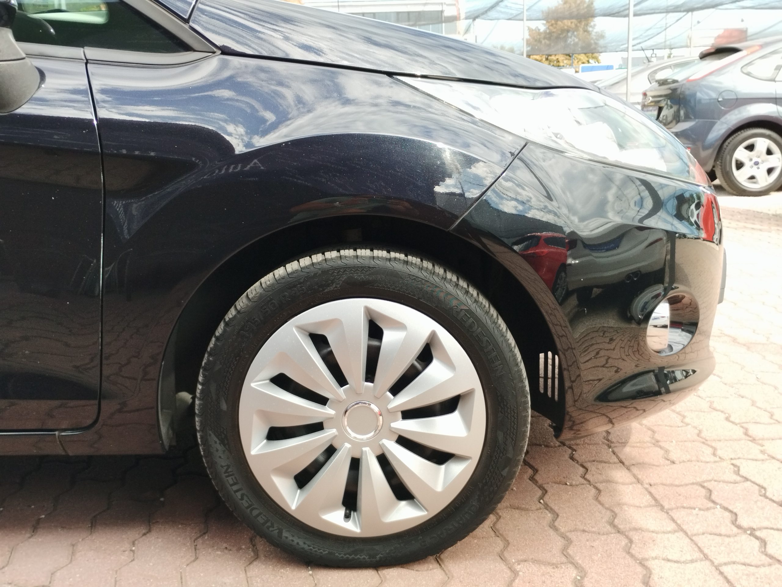 FORD FIESTA 1.25 Champions 2. Tulaj. Szervizkönyv! DIGIT KLÍMA. ÜLÉSFŰTÉS. ELEKTROMOS ABLAK. KÖDLÁMPA