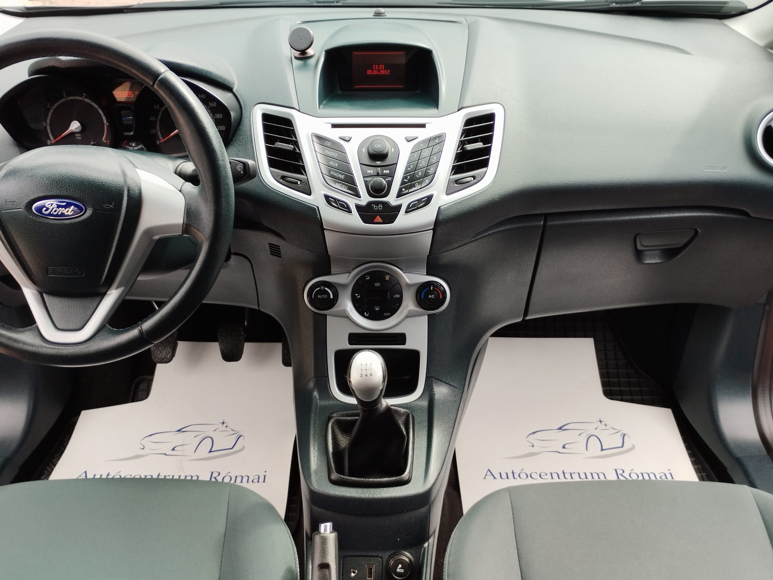 FORD FIESTA 1.25 Champions 2. Tulaj. Szervizkönyv! DIGIT KLÍMA. ÜLÉSFŰTÉS. ELEKTROMOS ABLAK. KÖDLÁMPA