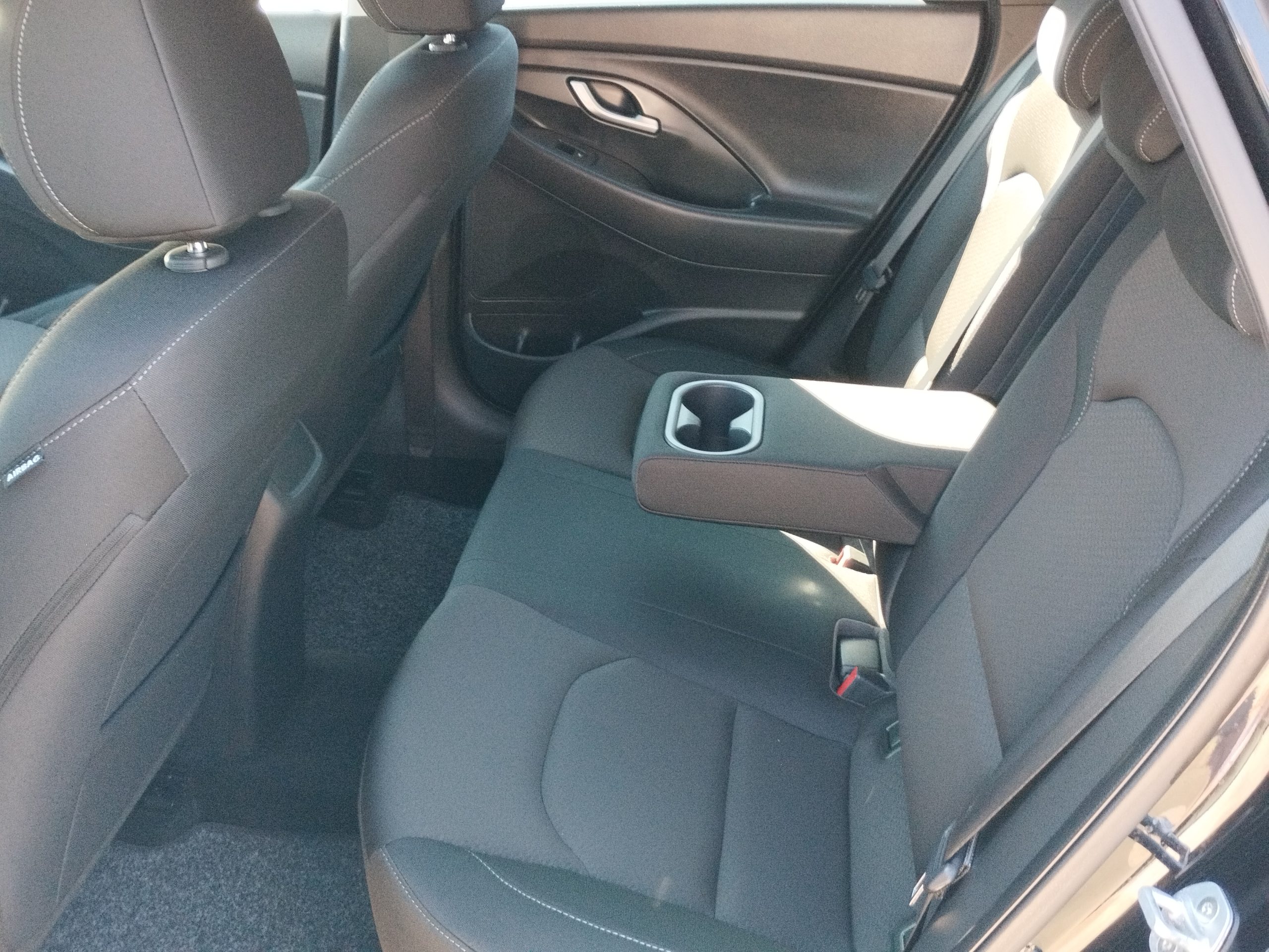 HYUNDAI I30 1.4 T-GDi GO! Plus 2. Tulaj. Szervizkönyv! NAVIGÁCIÓ. TEMPOMAT. KAMERA. ÜLÉSFŰTÉS