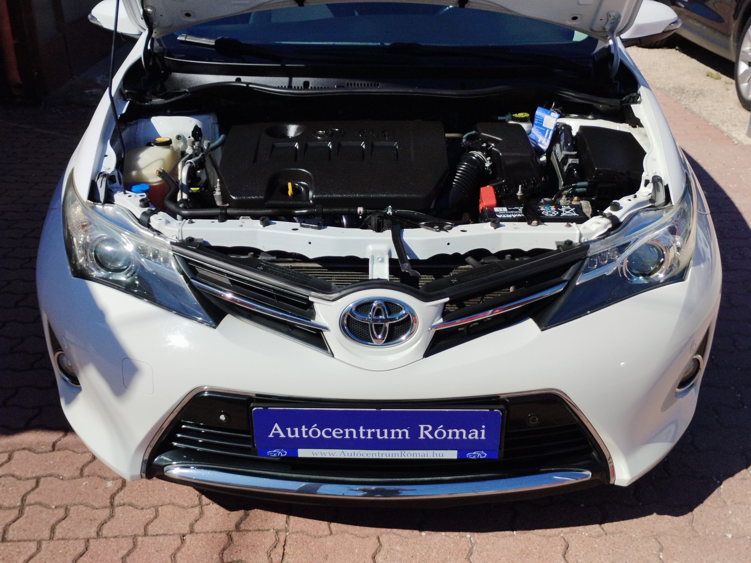 TOYOTA AURIS 1.6 Limited 1. Tulaj. 130.000km! TEMPOMAT. KAMERA. PARKRADAR. ALUFELNI