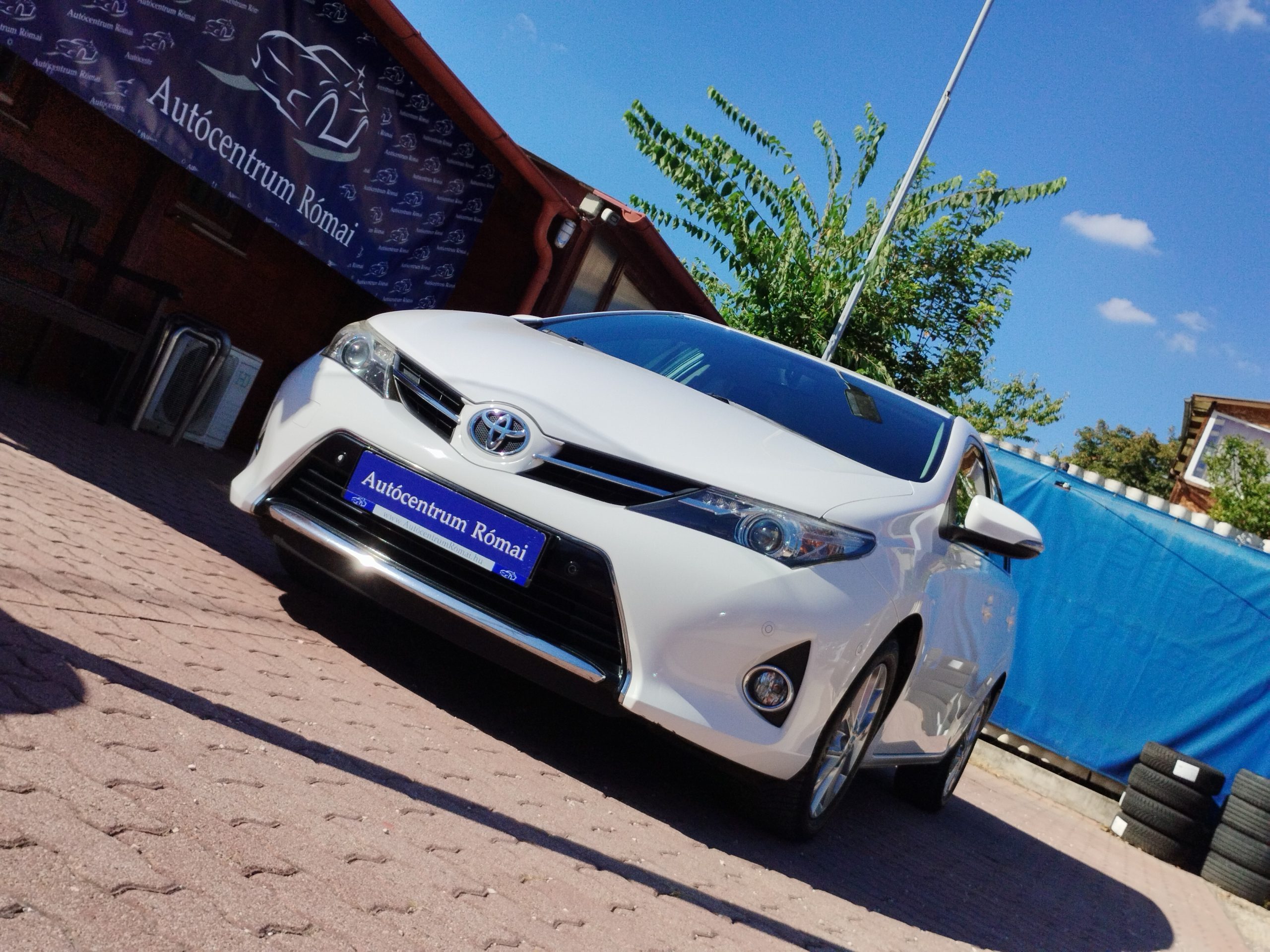 TOYOTA AURIS 1.6 Limited 1. Tulaj. 130.000km! TEMPOMAT. KAMERA. PARKRADAR. ALUFELNI